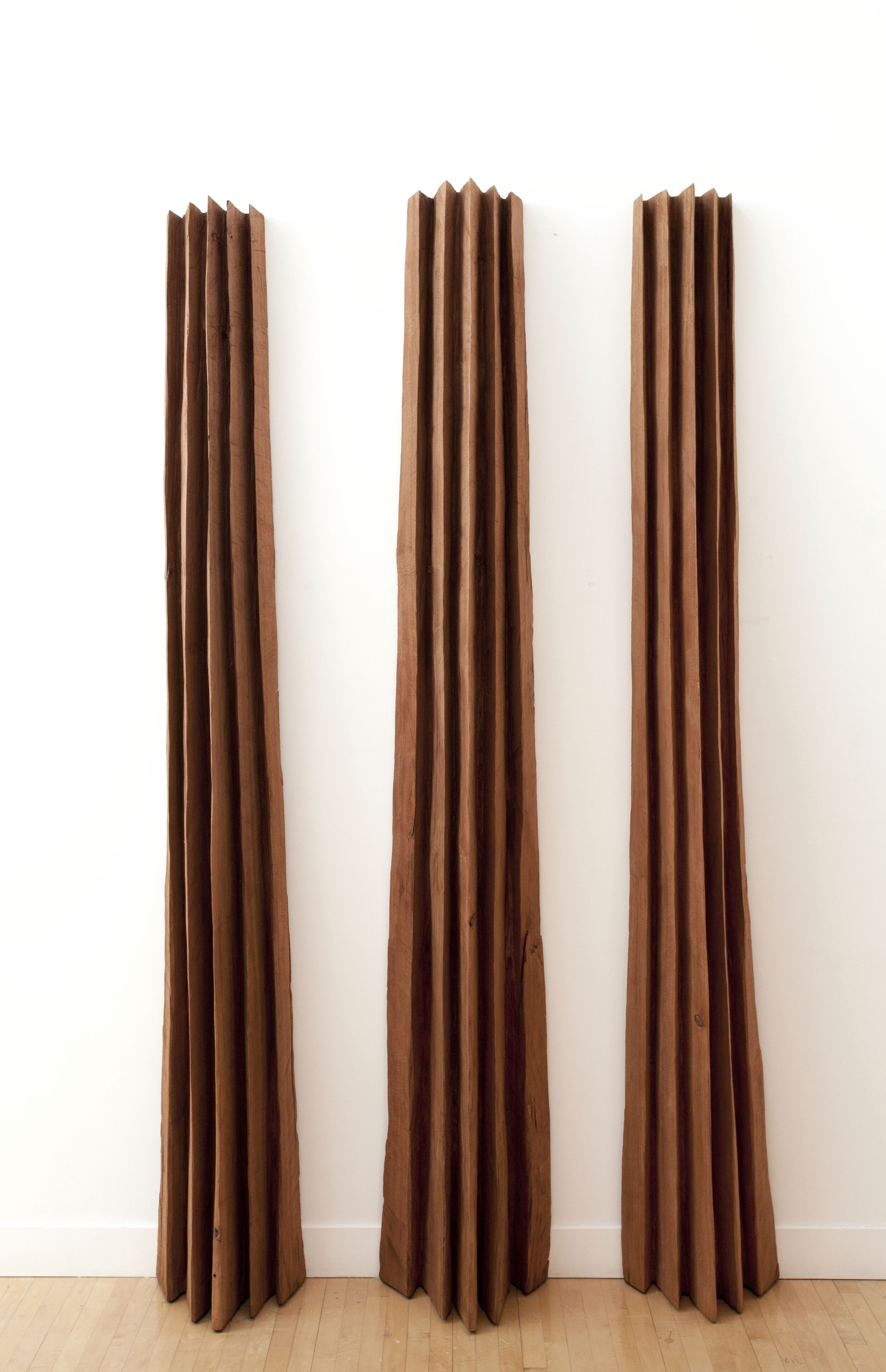  David Nash,  Three Red Sheaves,  2013 Redwood | Three parts, overall as installed: 116 x 67 x 16 inches | HG11788 