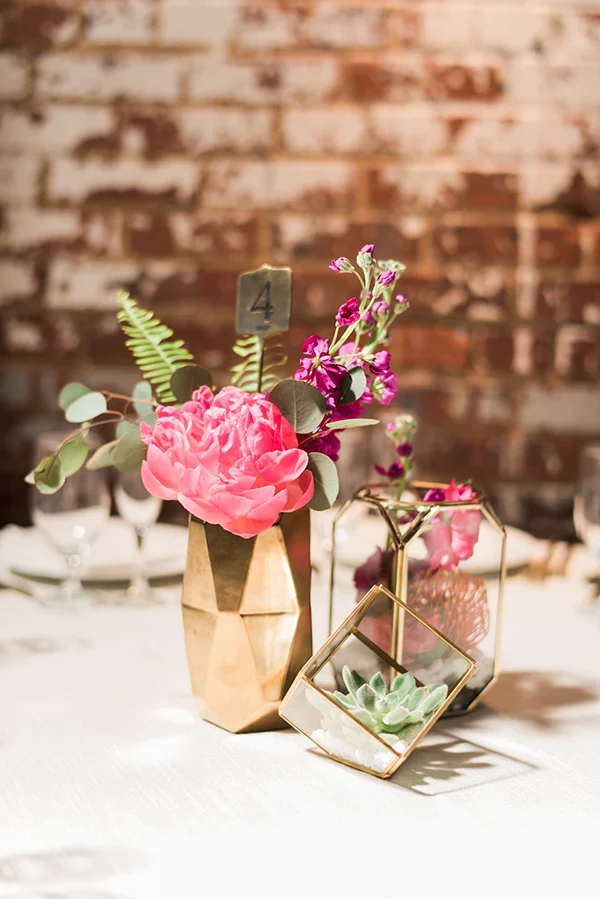 14 Geometric Wedding Table Decor Ideas — the bohemian wedding