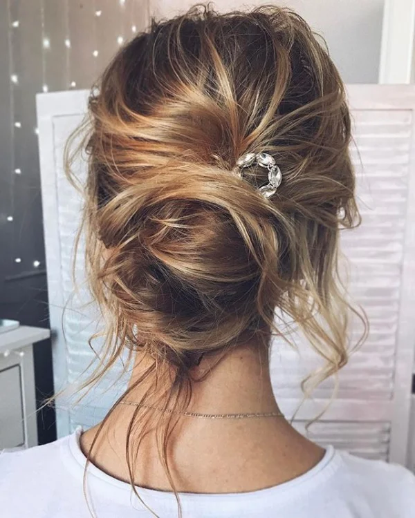 Top 10 Messy Updo Hairstyles The Bohemian Wedding