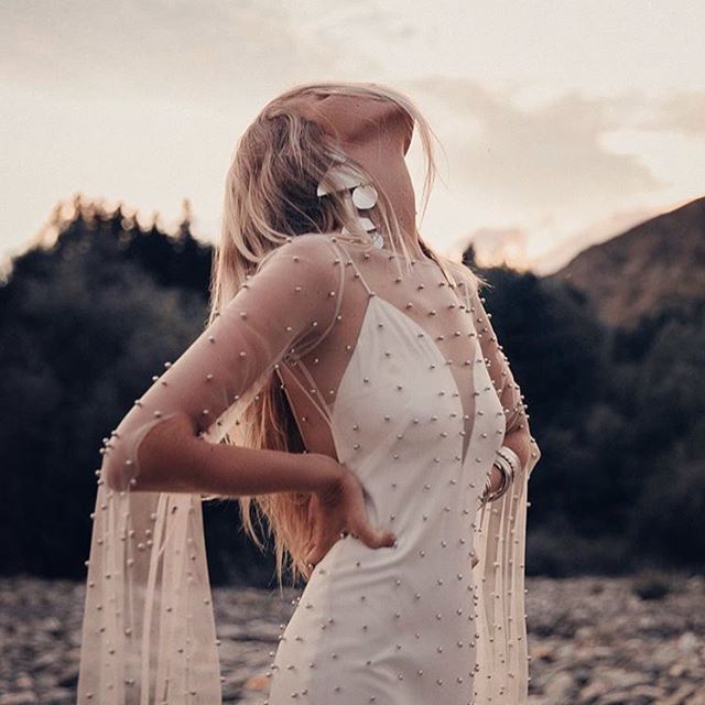 These wedding dresses from @ruedeseinebridal are divine! Checkout our blog featuring their Moonlight Magic collection! These wedding gowns are stunning!! 🌙✨
.
.
.
#bohowedding #wedding #bride #weddinggown #weddingdress #weddingstyle #weddingfashion 