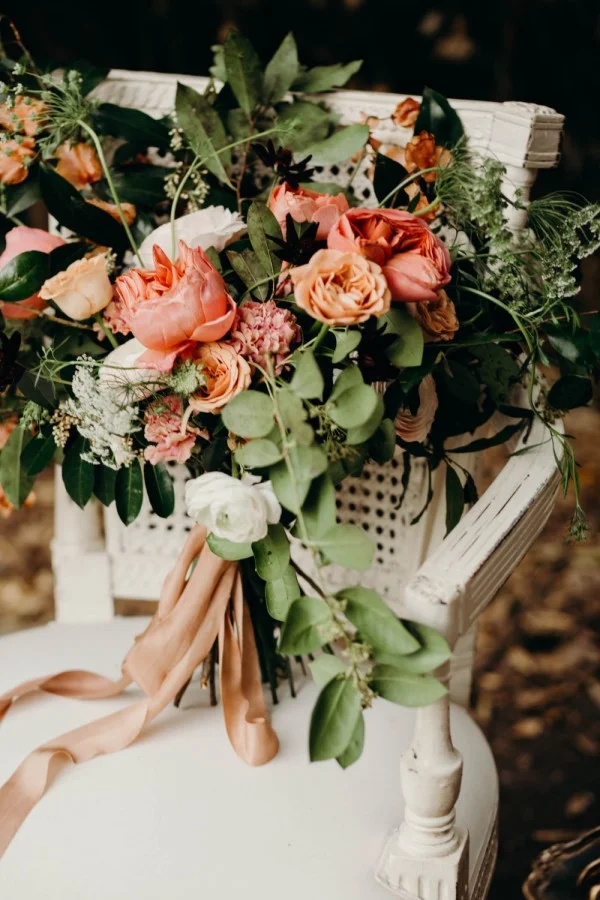 Top 10 Spring Floral Wedding Bouquets — the bohemian wedding