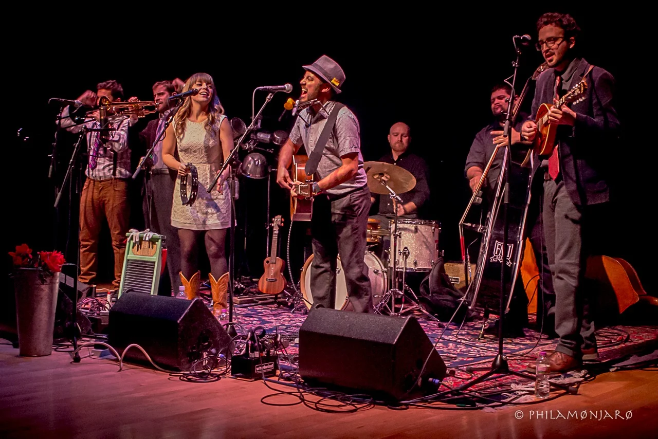 DustbowlRevival_Philamonjaro72dpi-0043.jpg