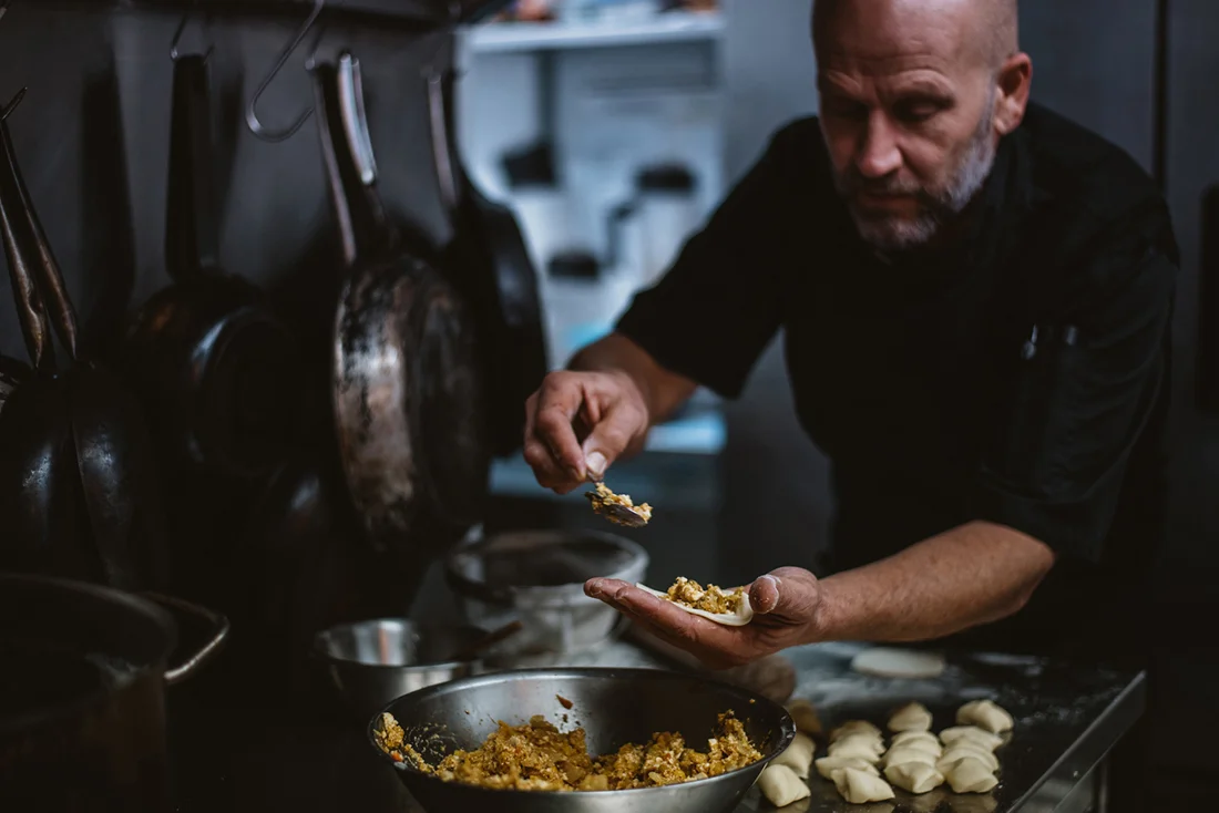 Florence-Charvin-photographer-dumplings-chef preparing.jpg