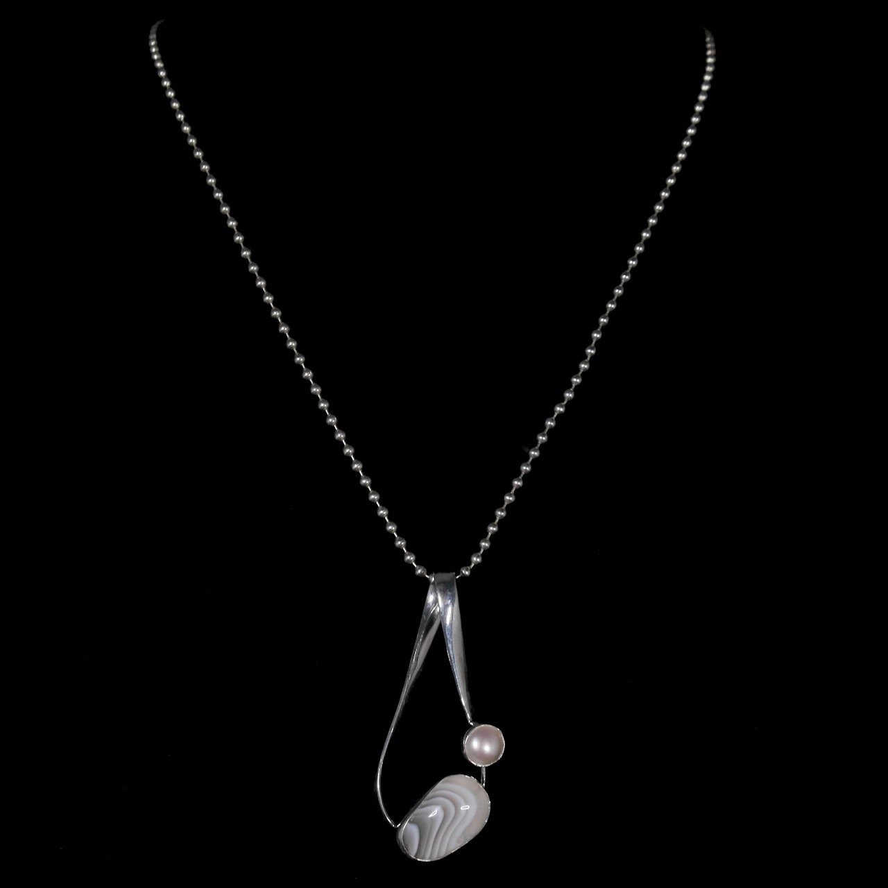 50-610 Lilly Barrack Sterling Silver with Agate and Pearl Necklace $275.jpeg