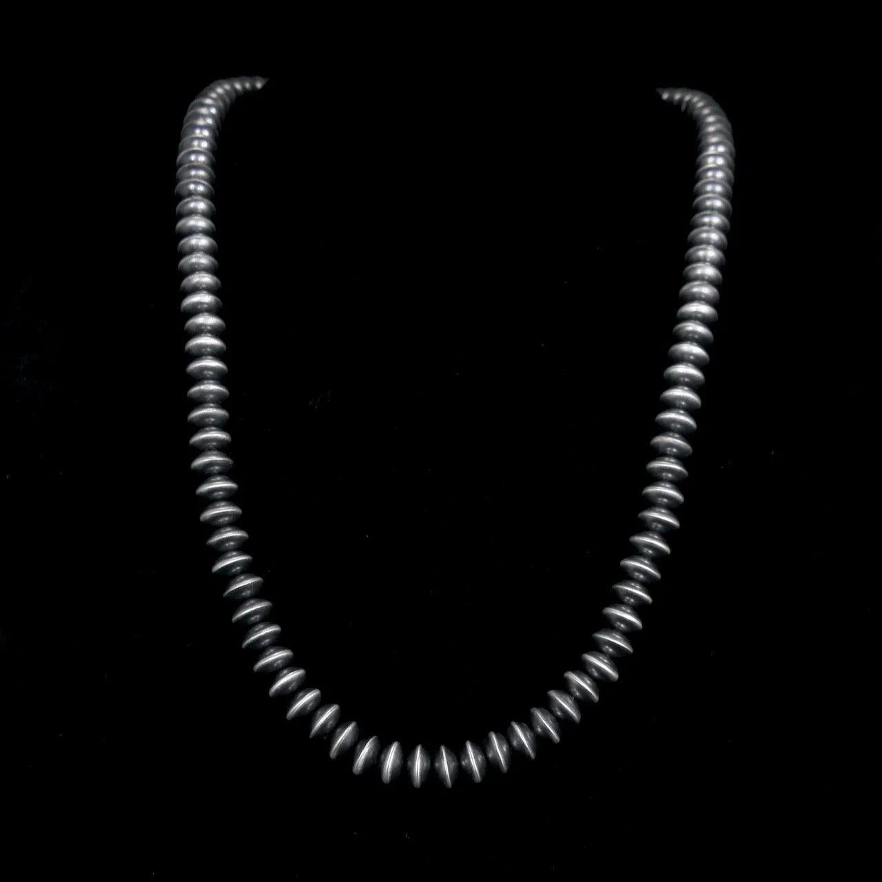 94-900 Sterling Silver Navajo Pearl Necklace 24%22 $558.jpeg