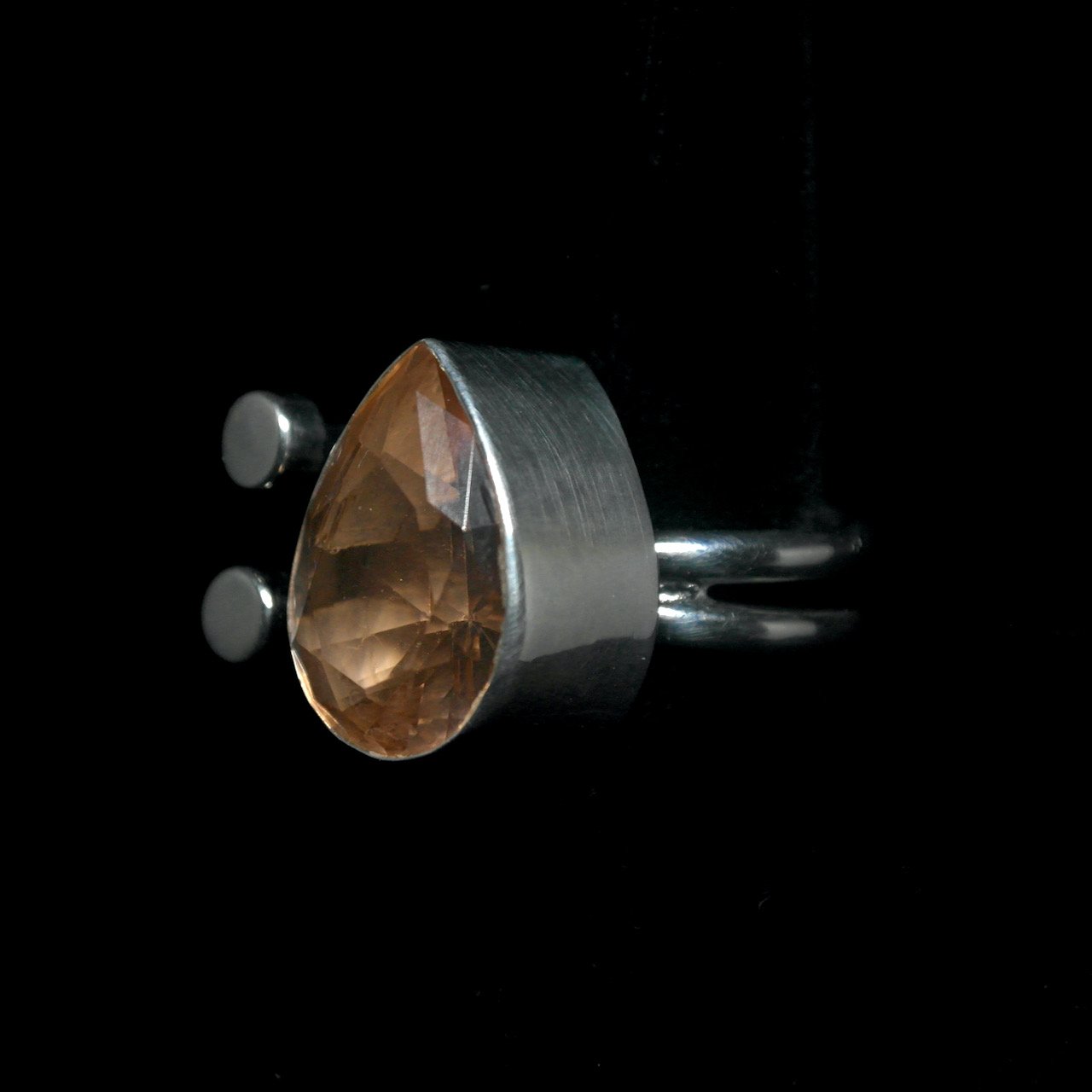 50-995 Lilly Barrack Sterling Silver with Morganite Ring $425-side.jpeg