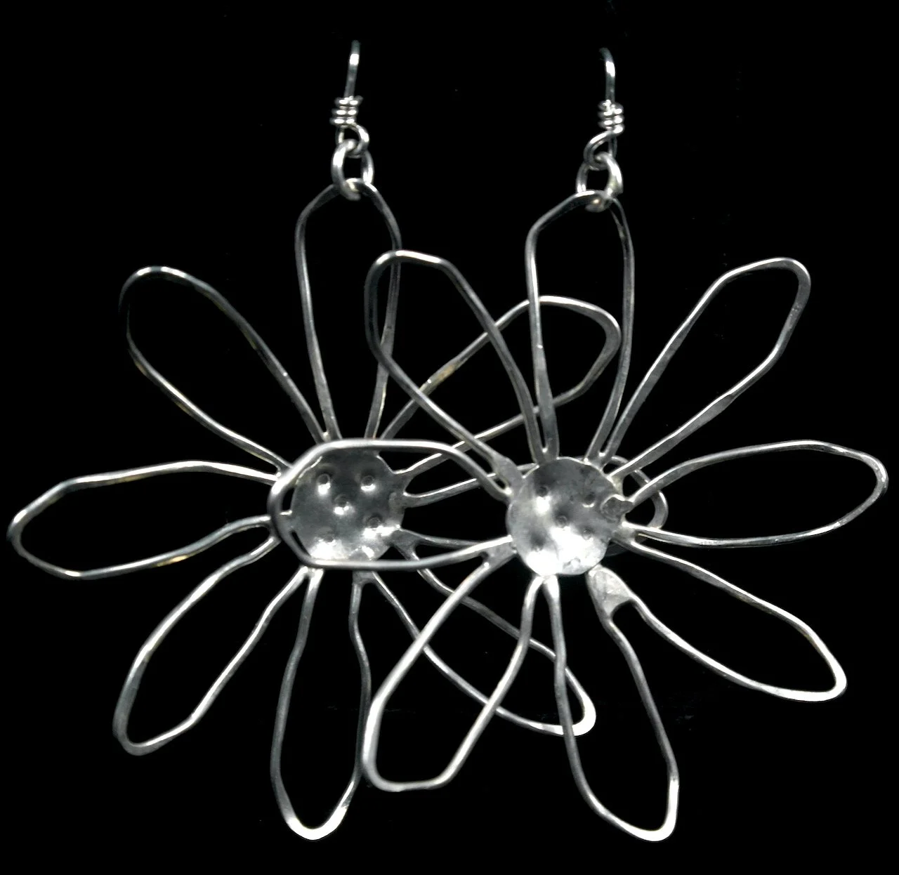 56-1311 Tony Davis Ingot Silver Daisy Flower Earrings $258 .jpeg