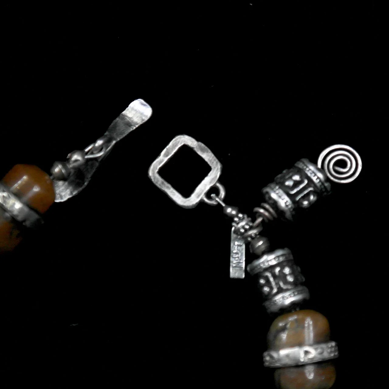 45-1131 Margie Melby Sterling with Yellow Jasper Beaded Bracelet $495-clasp.jpg