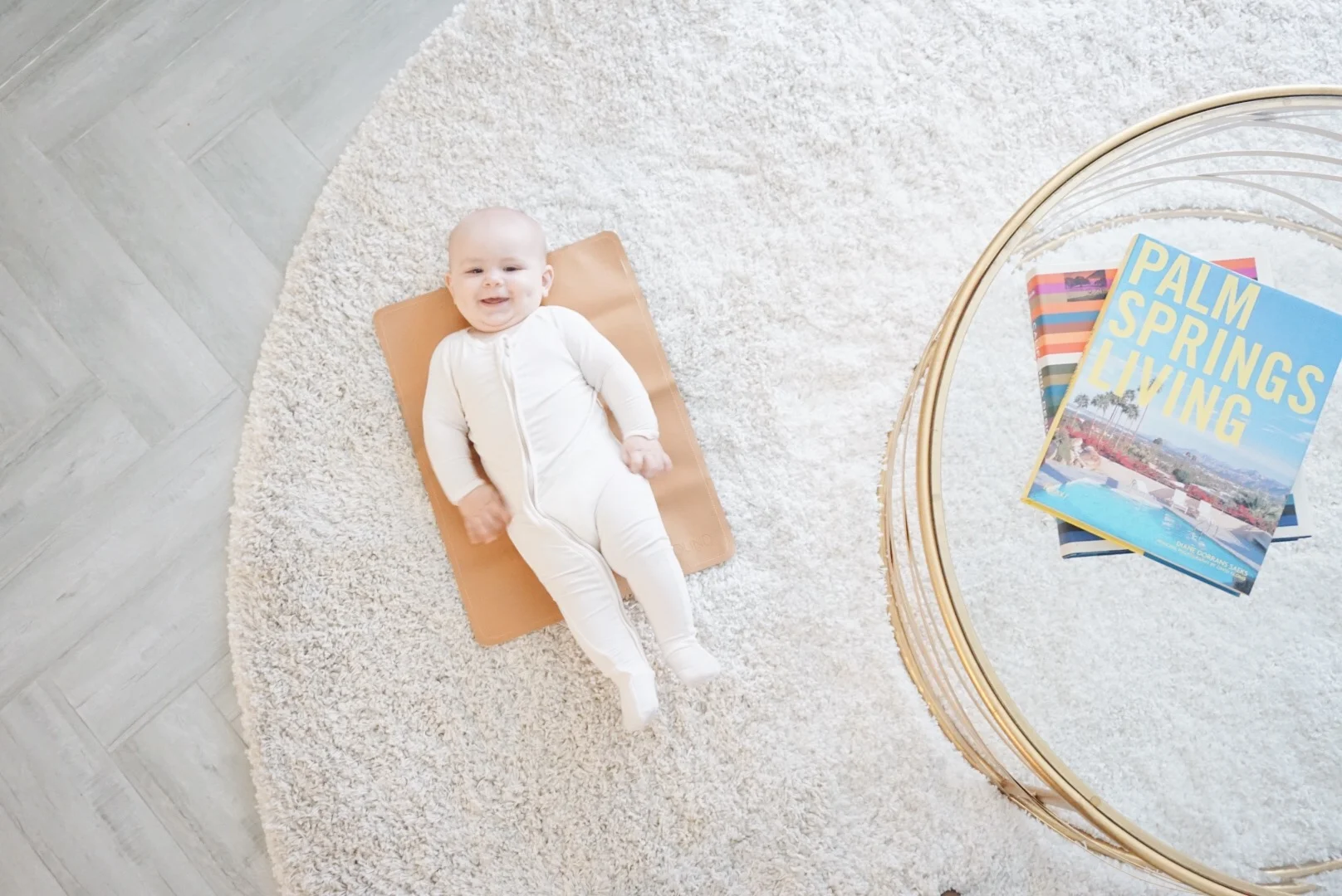 Meet Ollie, hands down the easiest and cutest baby ever. Because of my crazy baby fever, having Ollie with us was really helpful for those 'I'm missing my kids' moments. I know we all really tried to take our mom hats off and make time fully for ourselves but I think we all enjoyed having this little nugget with us while we were away. From our own babies. If you want more Ollie, go visit @annehilldesign . She's the best and she lives in Alaska so you'll probably get a few moose of grizzly bear pics too!