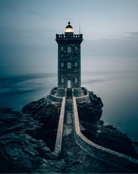 lighthouse.jpg