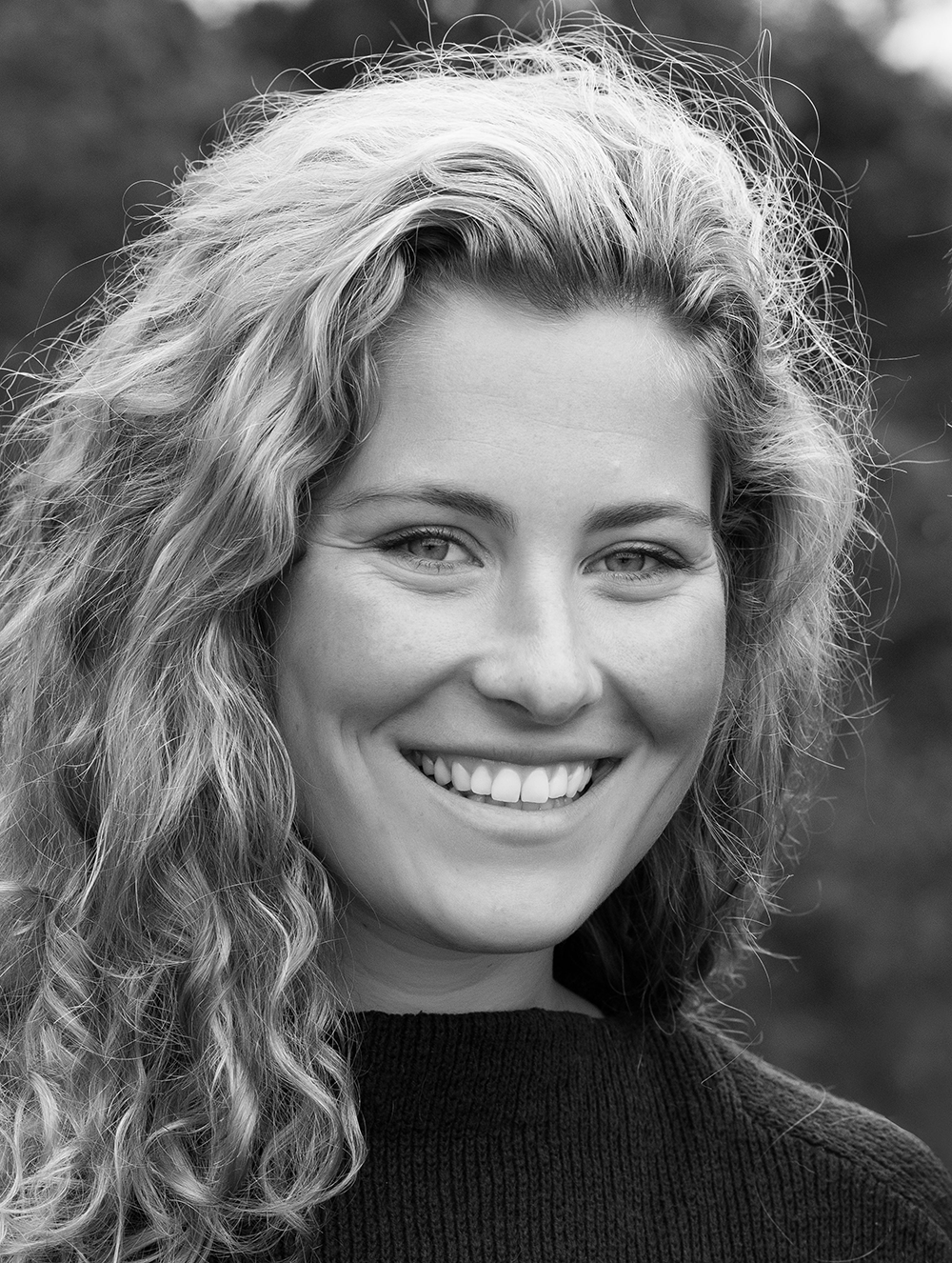 sophie_headshot.png