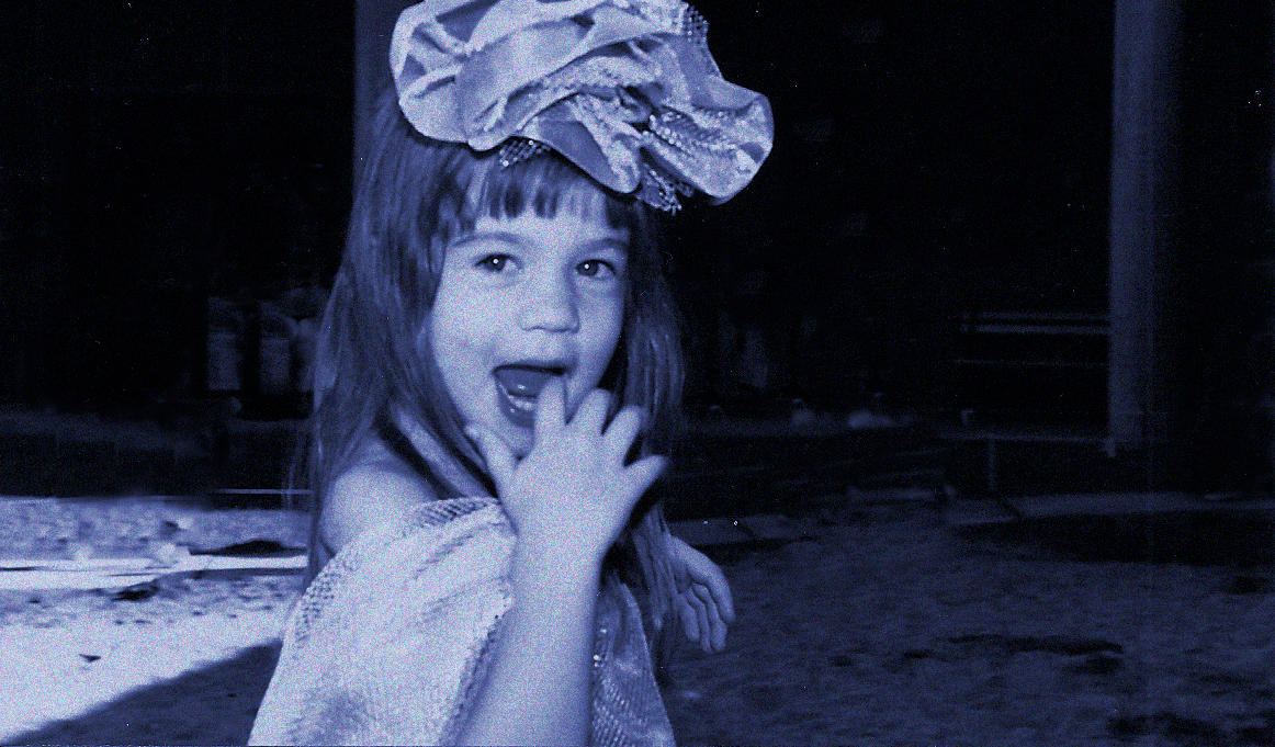 gradback3.gif