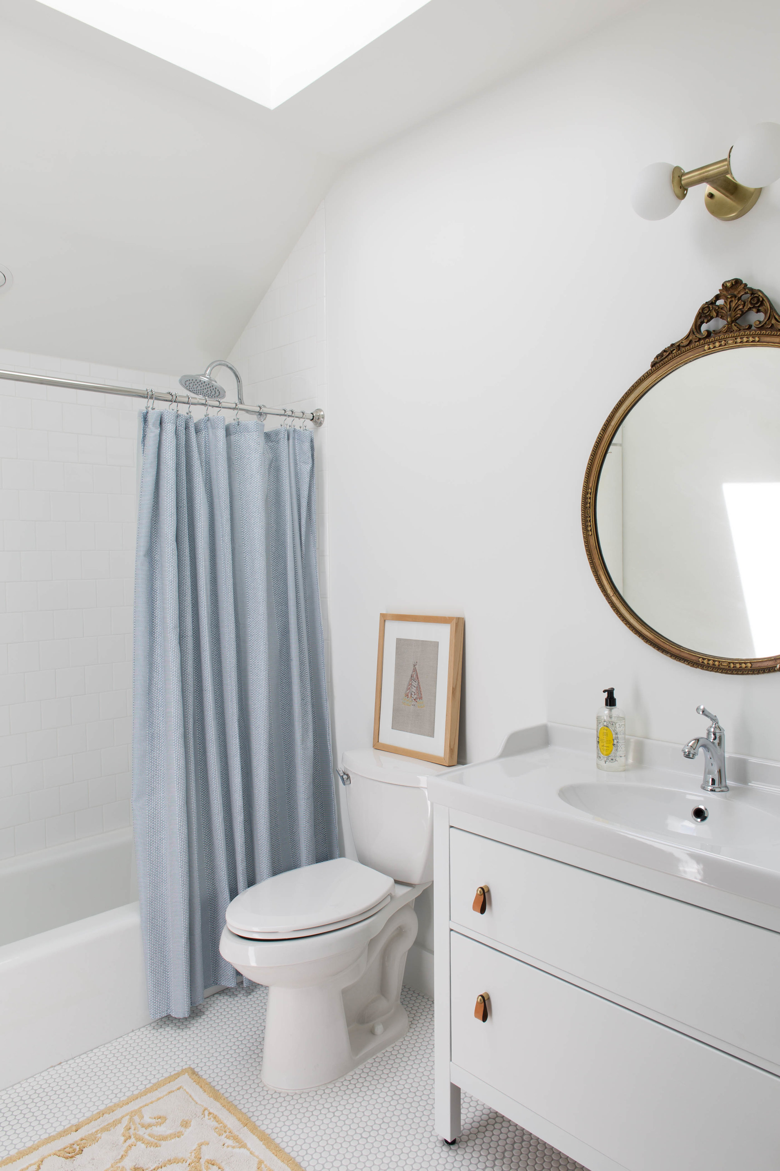 kid's bathroom