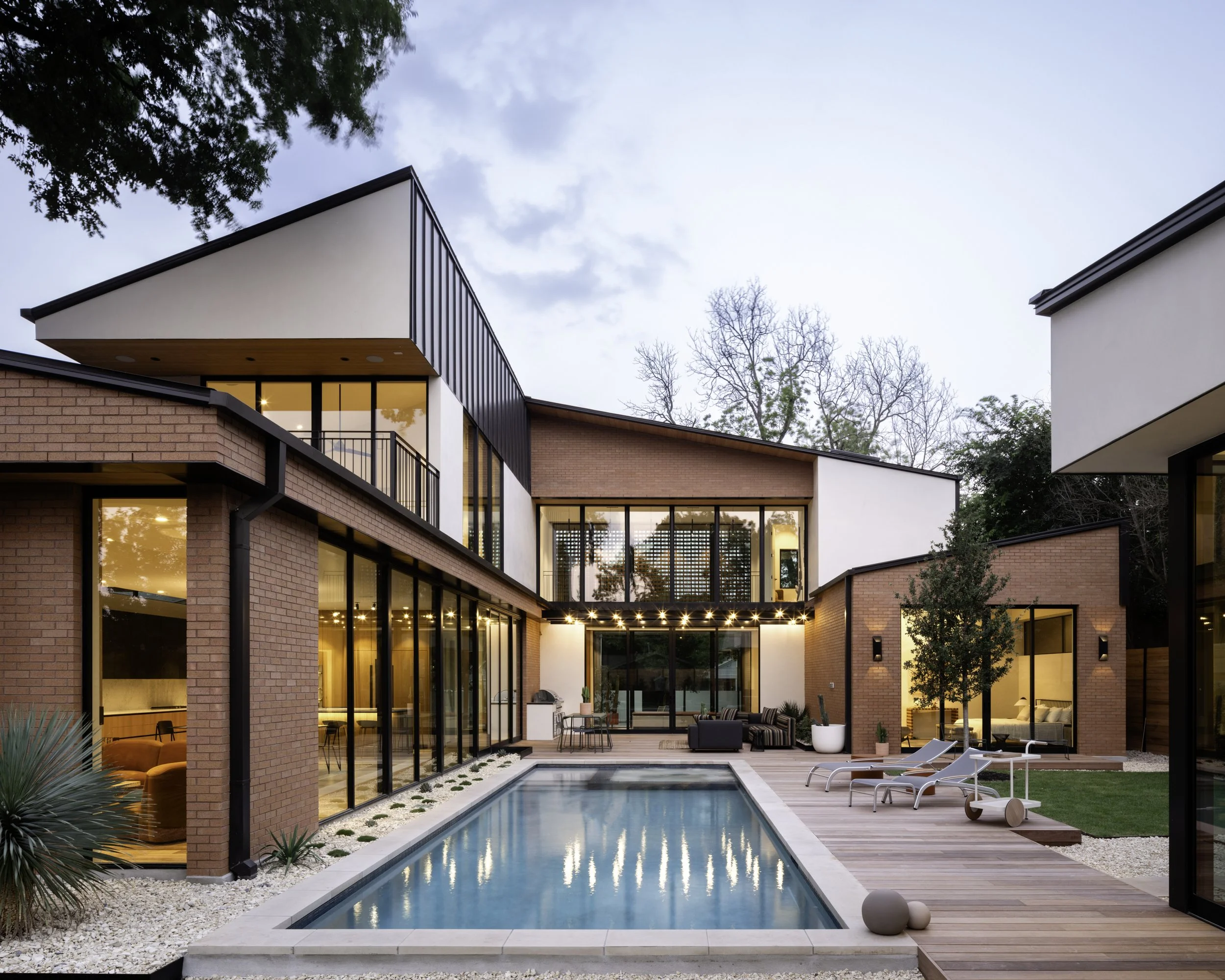 COXIST_FIA_Garner_Web_ 21.jpg