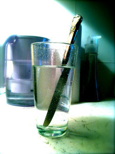 Put a knife in a glass of water, drink the water with the knife still in it. Cured.