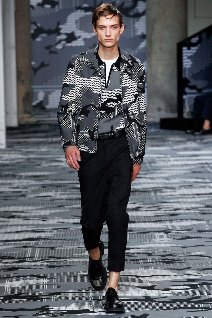 ss16-neil-barrett.jpeg