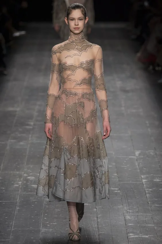 Valentino AW16 7.jpg