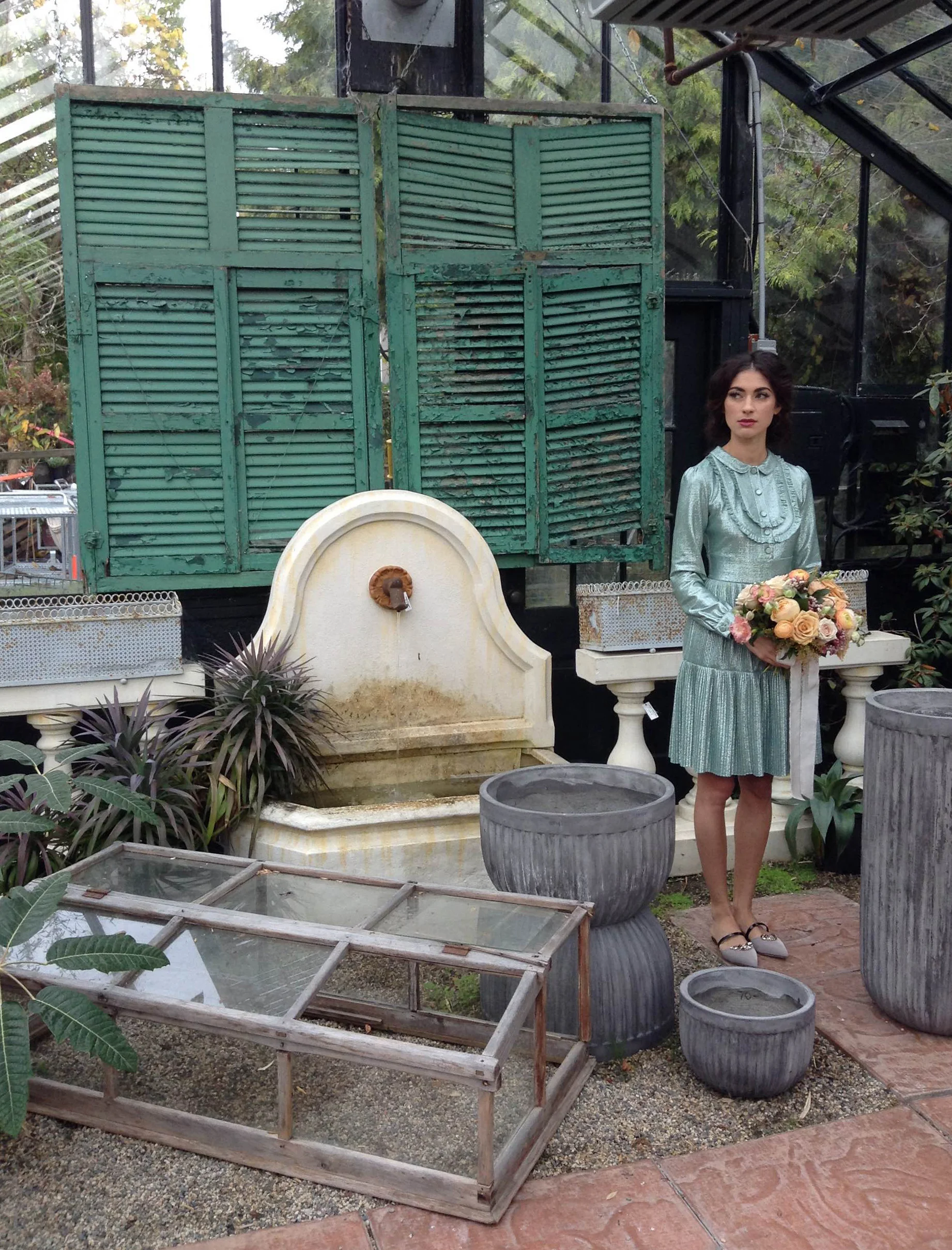Dress: Blumarine, Shoes: Giuseppe Zanotti, Flowers by Quince Fine Florals.