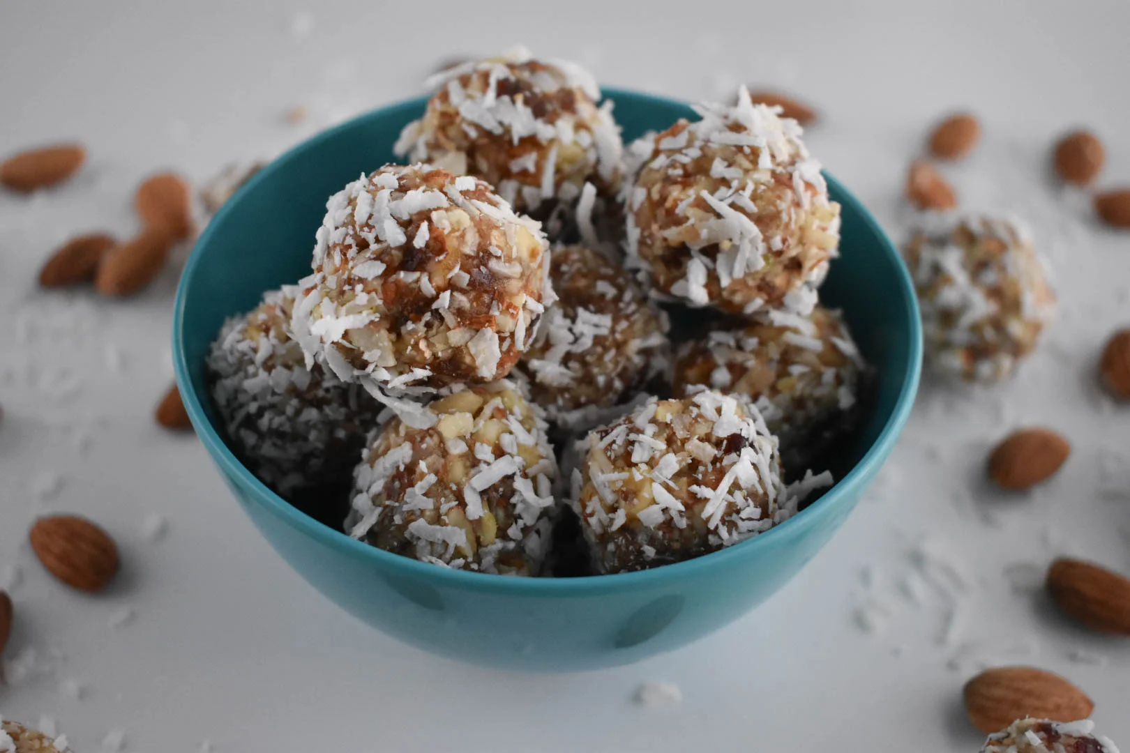 Whole 30 Coconut Lime Energy Bites