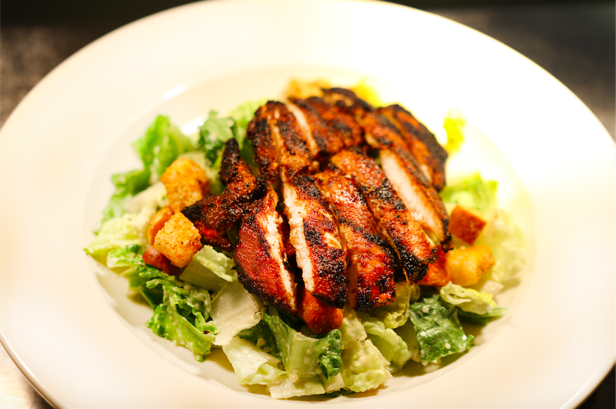 cesar salad w chicken.png