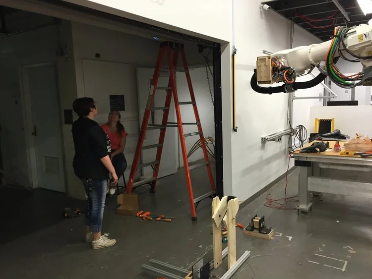 5. Move robot to its initial position