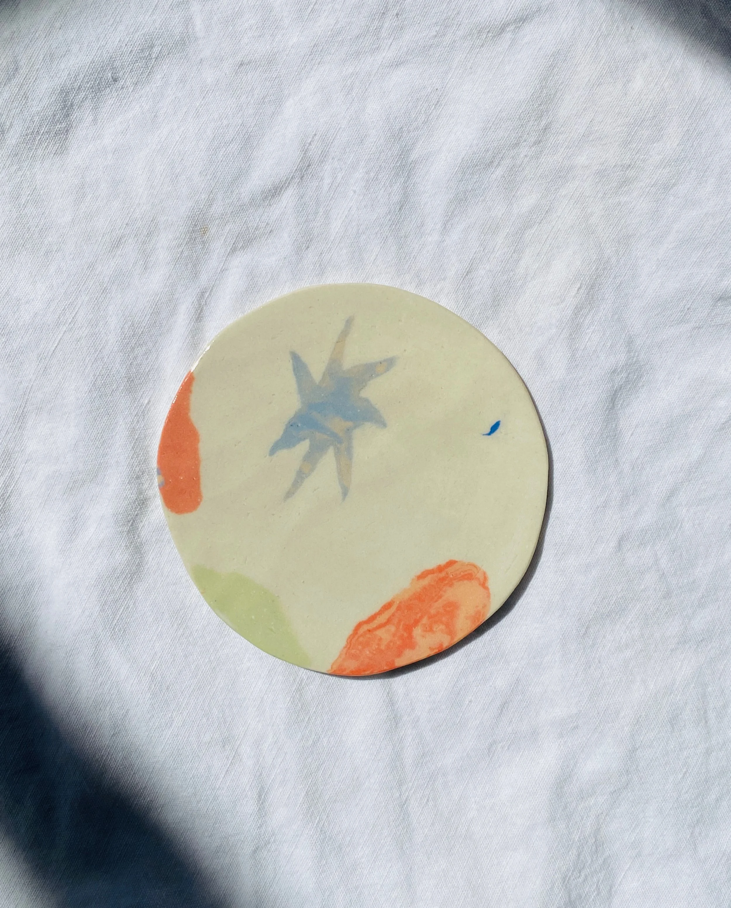 That little marbled star 🥲
.
.
.
#nerikomi #clayinlay #handbuiltceramics #ceramics