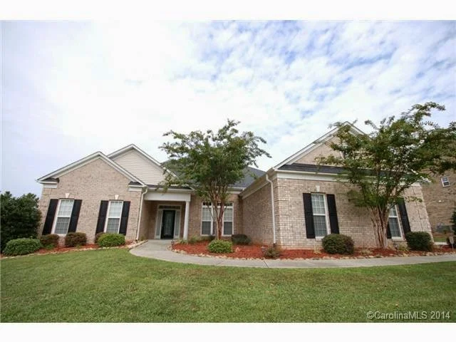 Listing Courtesy of Charles Adkins at Keller Williams South Park