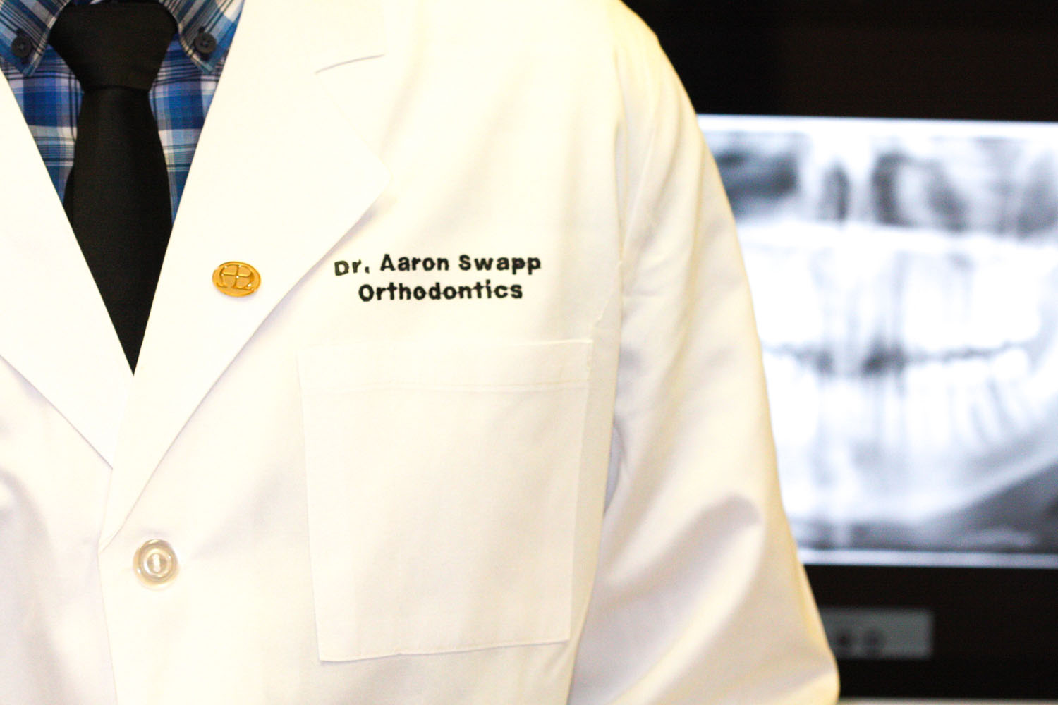 dr-aaron-swapp-xray.jpg
