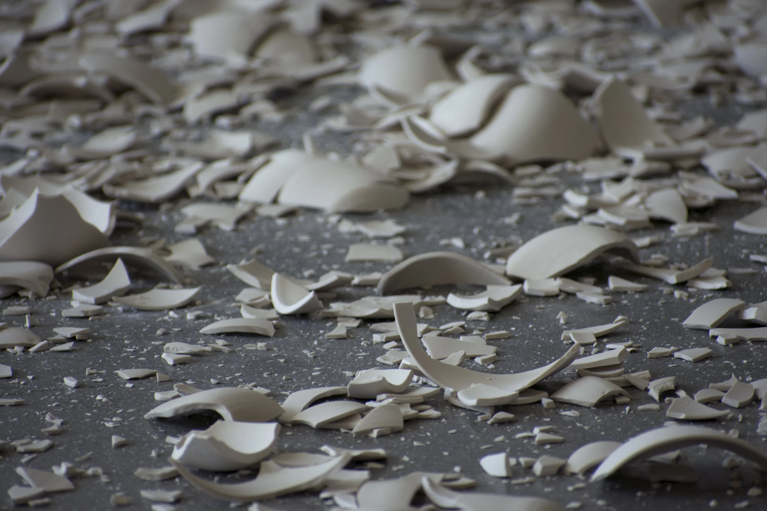 predetermined forces 200 thrown handmade porcelain forms Dimensions variable 2018