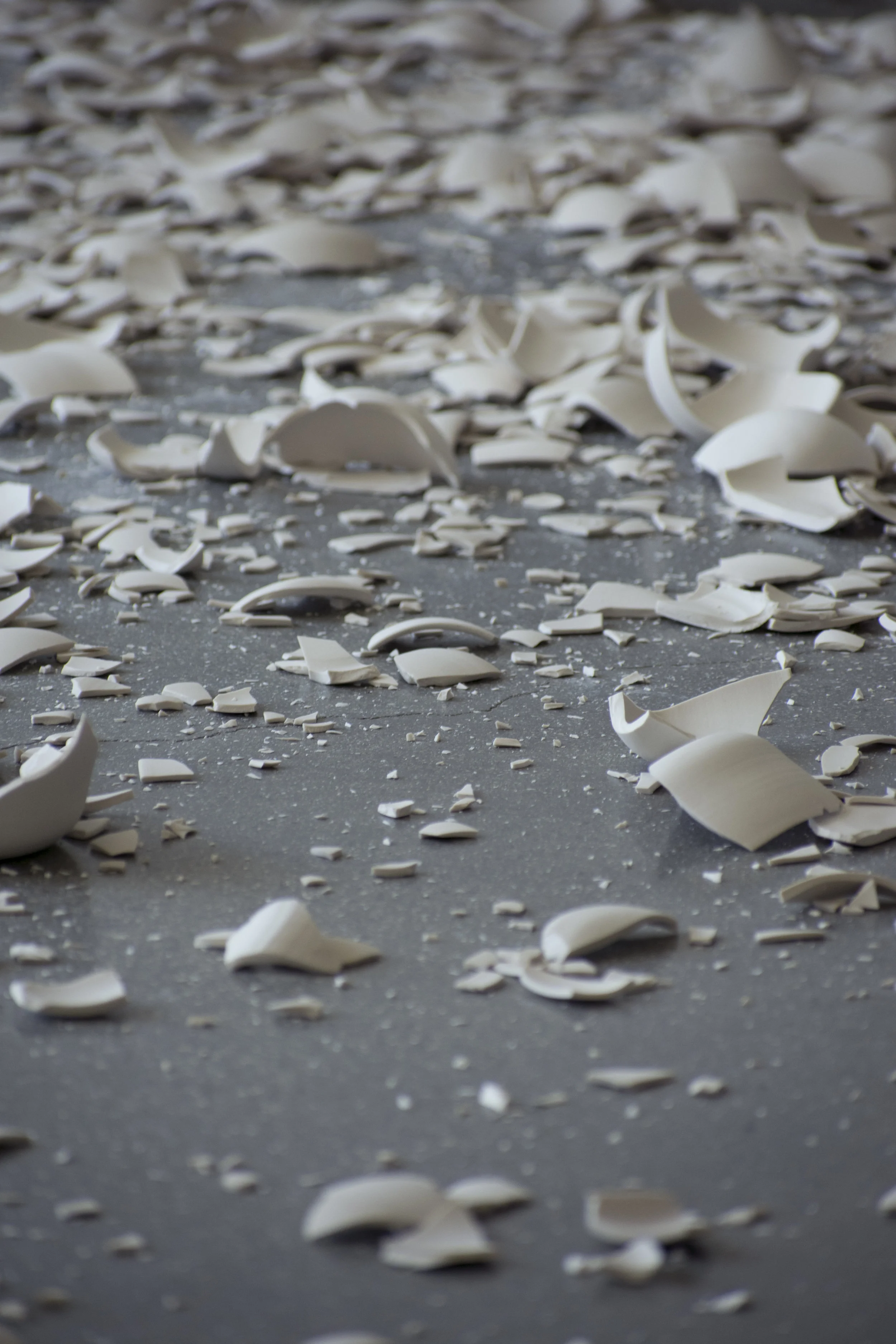 predetermined forces 200 thrown handmade porcelain forms Dimensions variable 2018
