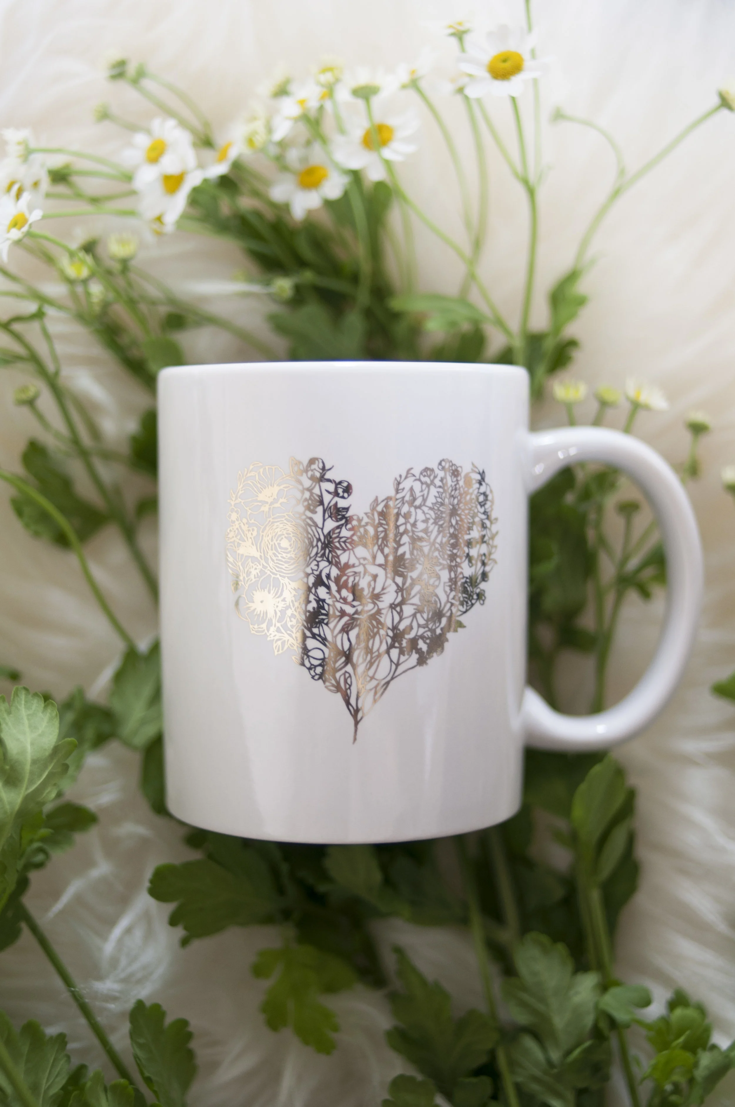 Seniman Calligraphy gold flower mug.jpg