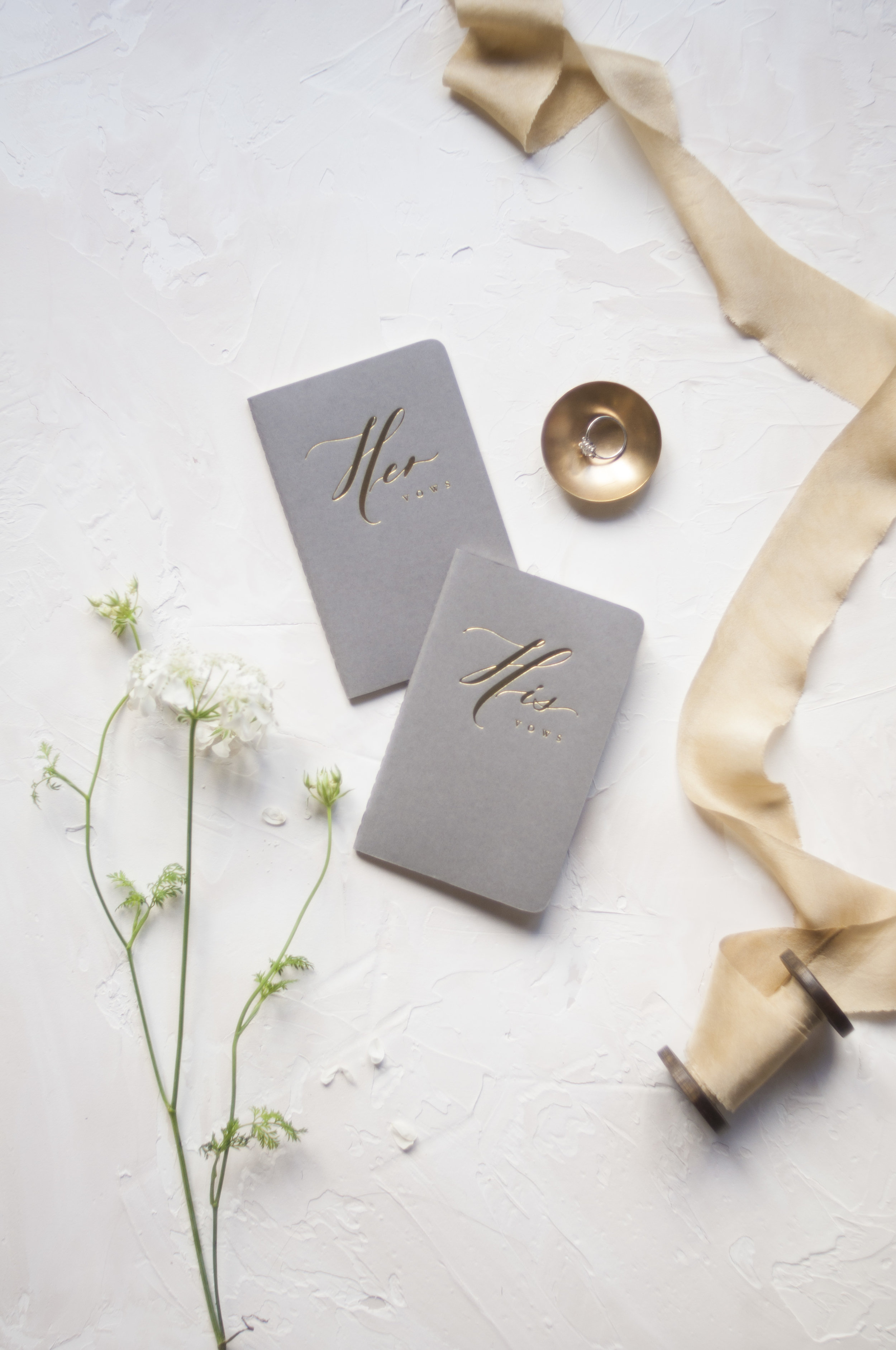 Seniman Calligraphy Grey with Gold Vow Books_10.jpg