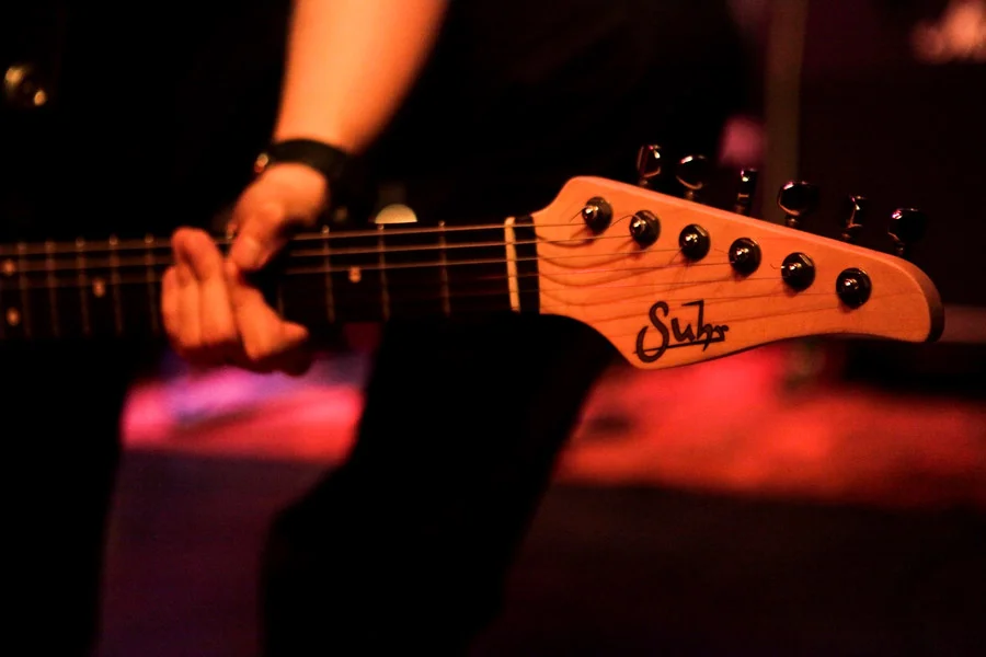 Are you Suhr...?