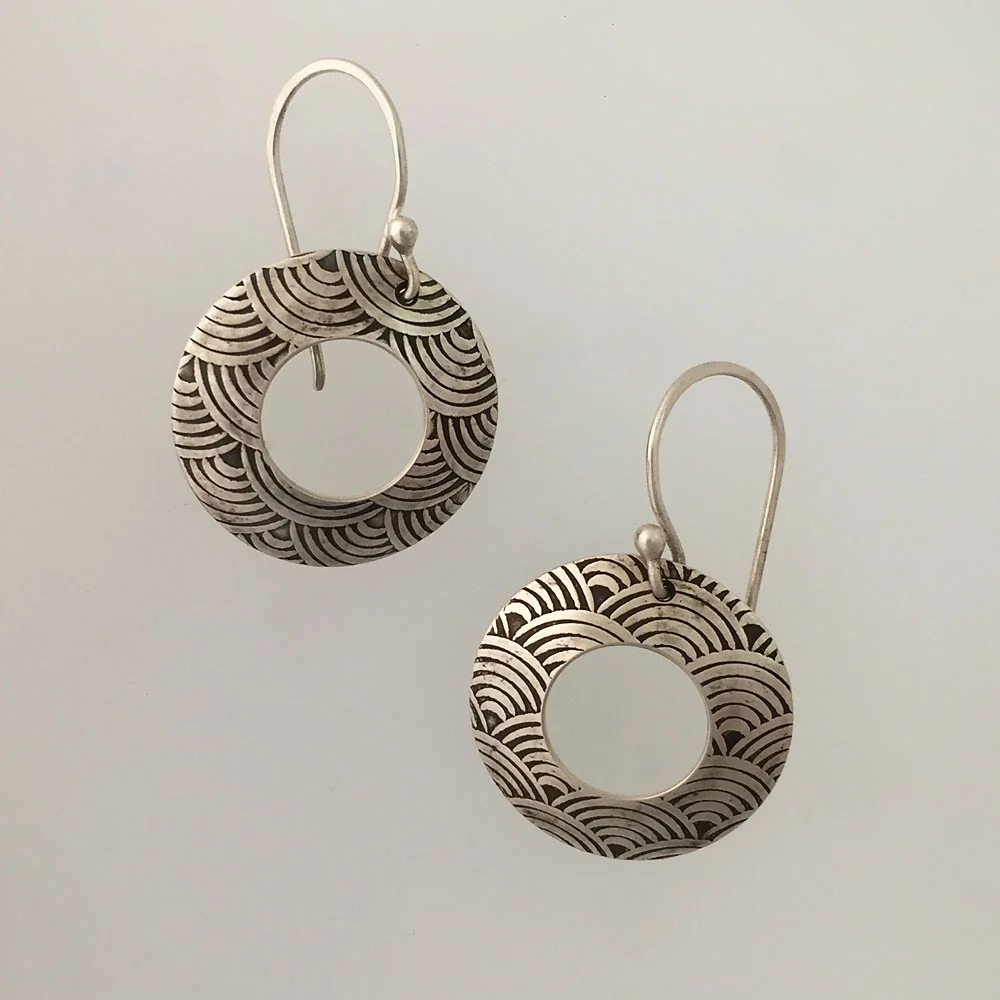 Copy of Earrings-silver-circle-wave-round