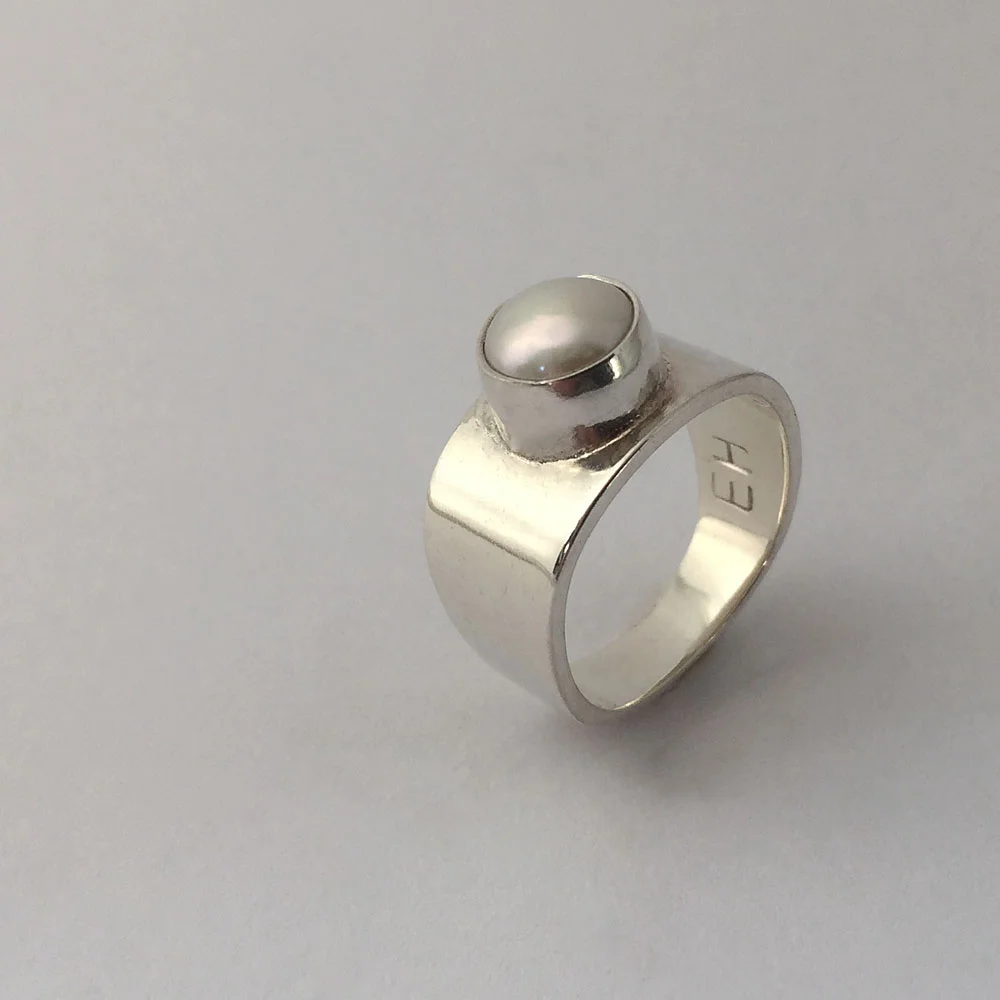 Copy of ring-white-pearl-solitaire-large
