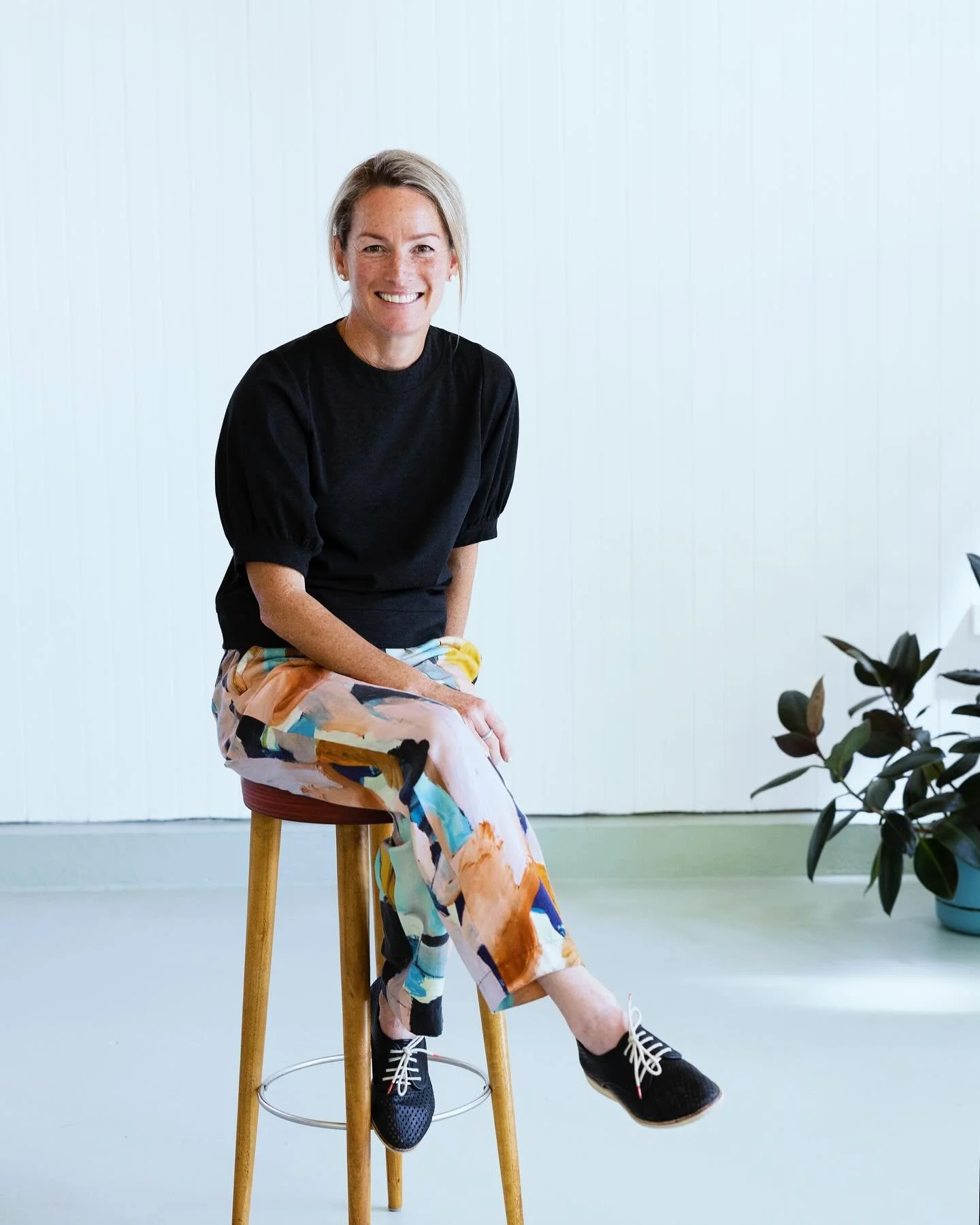 5 weeks in clinic for 2024 remaining. Oof! I know what that means. 
The frequency that I reach for herbs to support patients with stress and anxiety are guaranteed to rise. 

I often reflect on the two drivers of stress. Worrying and rushing. 

While