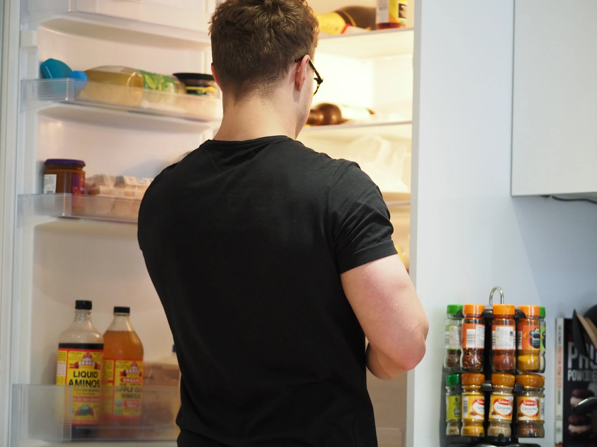 EAT MORE FOOD, FOR LESS CALORIES.