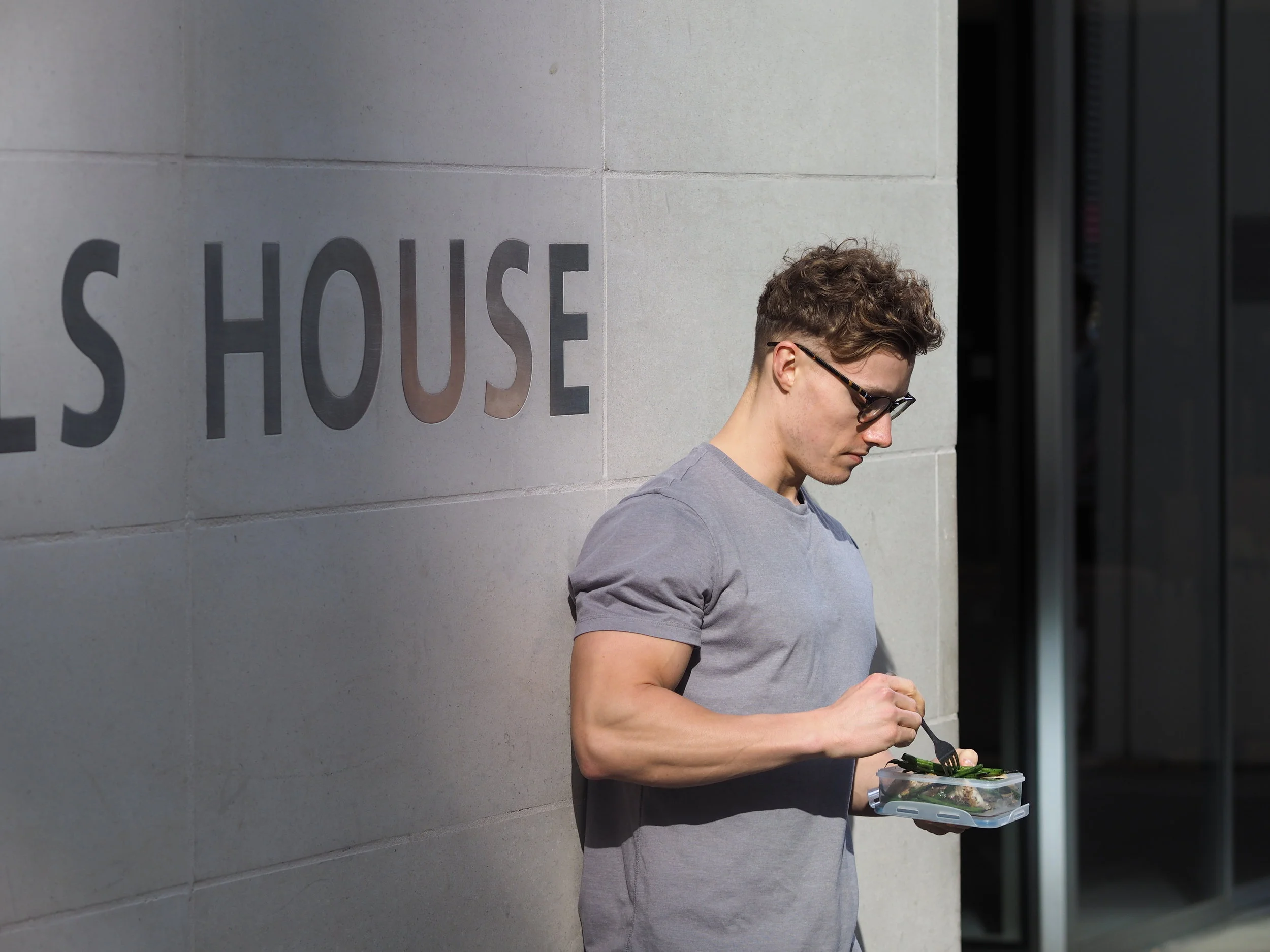 LOSING FAT AT YOUR DESK