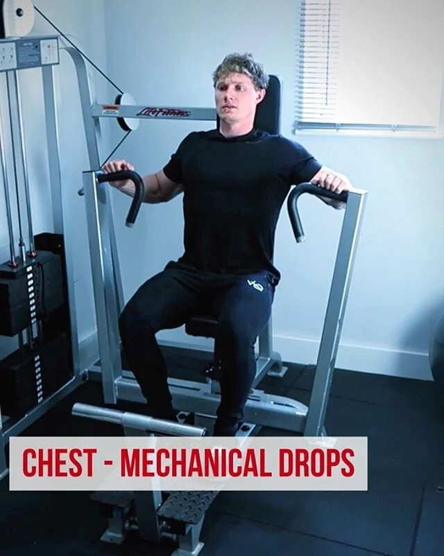 A jam packed weekend but managed to get this little pumpathon of a chest session in ⬇️
🔥MECHANICAL DROP SET 1 ⤵️
1️⃣ SEATED CABLE FLY
2️⃣ SEATED CABLE PUSH
🔥MECHANICAL DROP SET 2 ⤵️
3️⃣ OVERHAND CHEST PRESS MACHINE
4️⃣ CLOSE GRIP CHEST PR