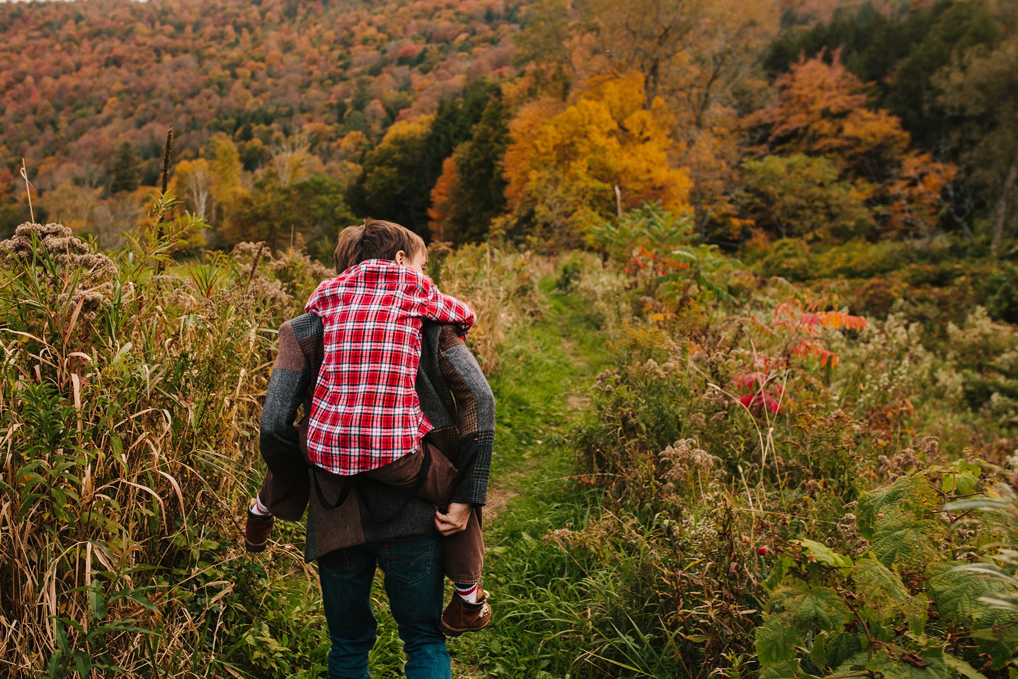 vermont fall family portraits-11.jpg