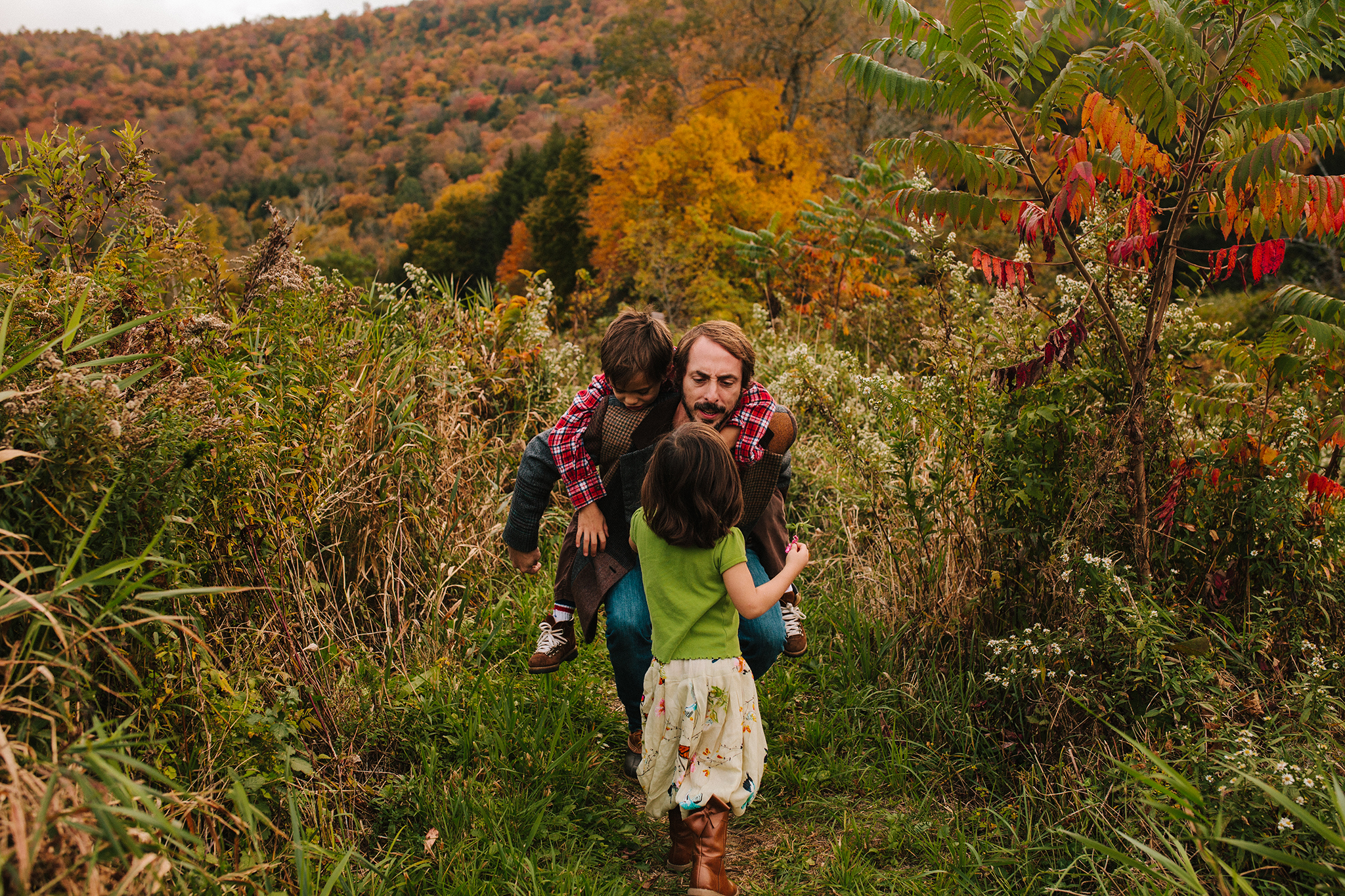 vermont fall family portraits-12.jpg