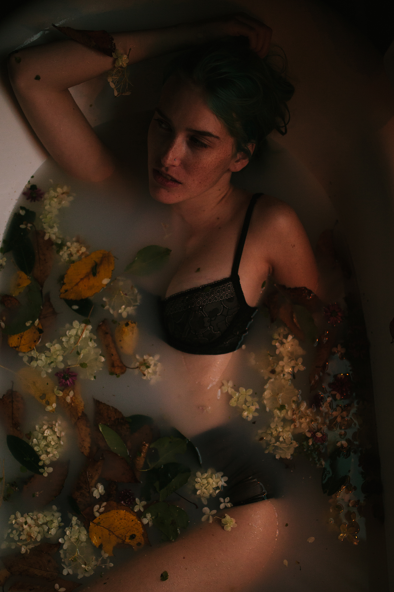 flower_milk_bath_boudoir_3.jpg
