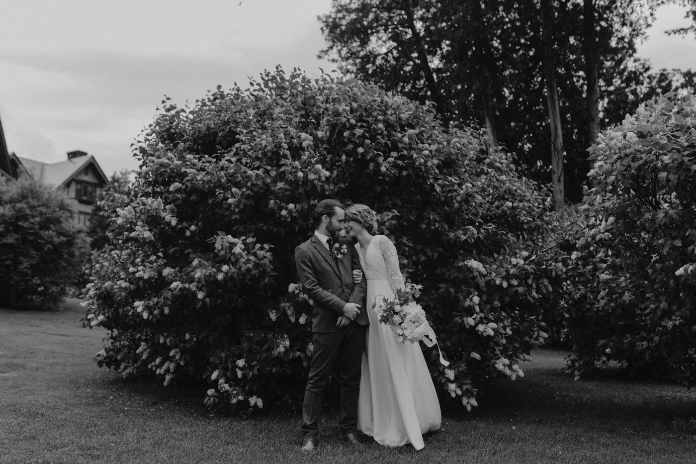 Erin-Mike-Intimate-Vintage-Wedding-Shelburne-Farms-Vermont -111.jpg