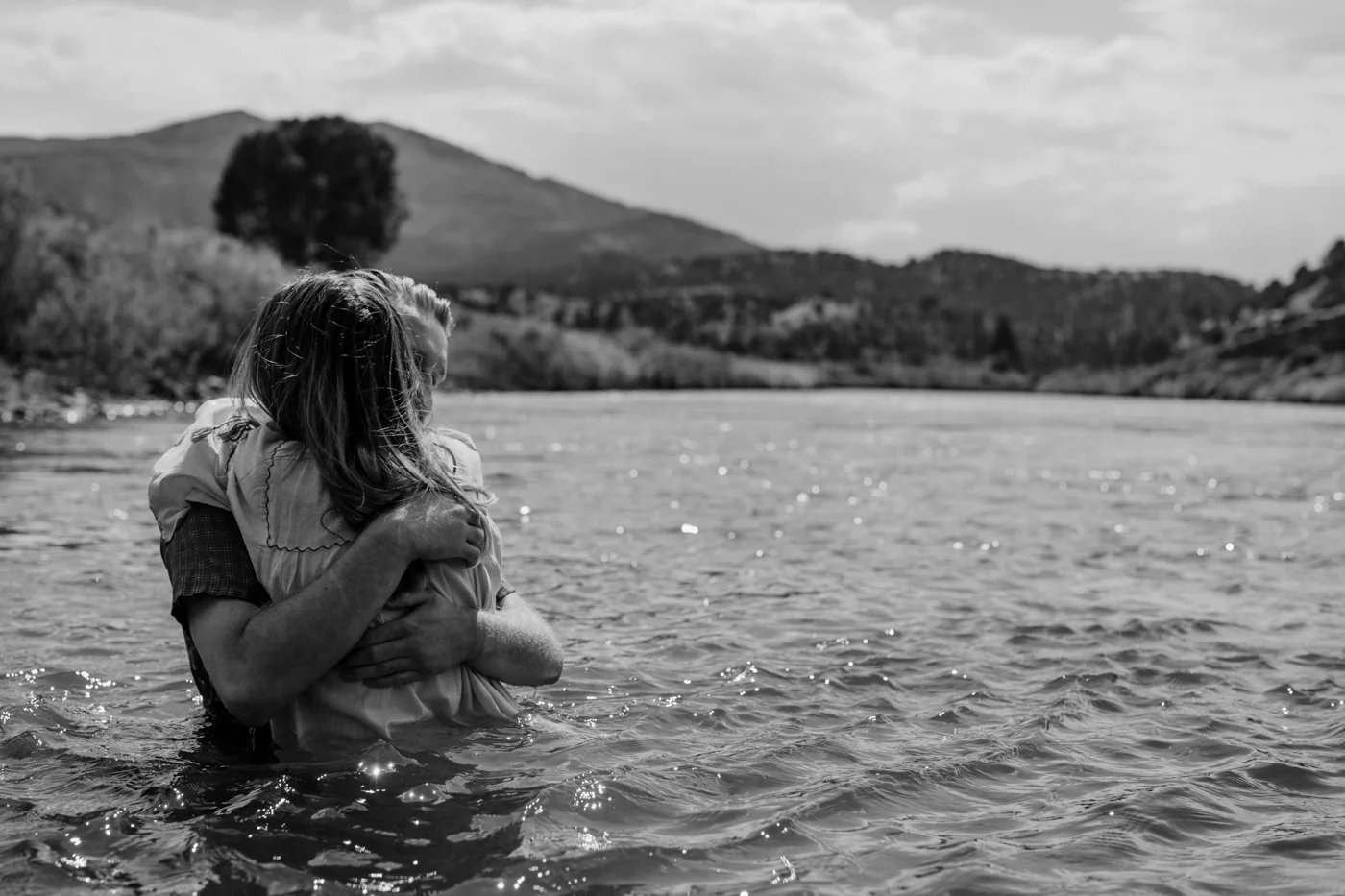 048-jones-max-colorado-ranch-engagement-photos.jpg