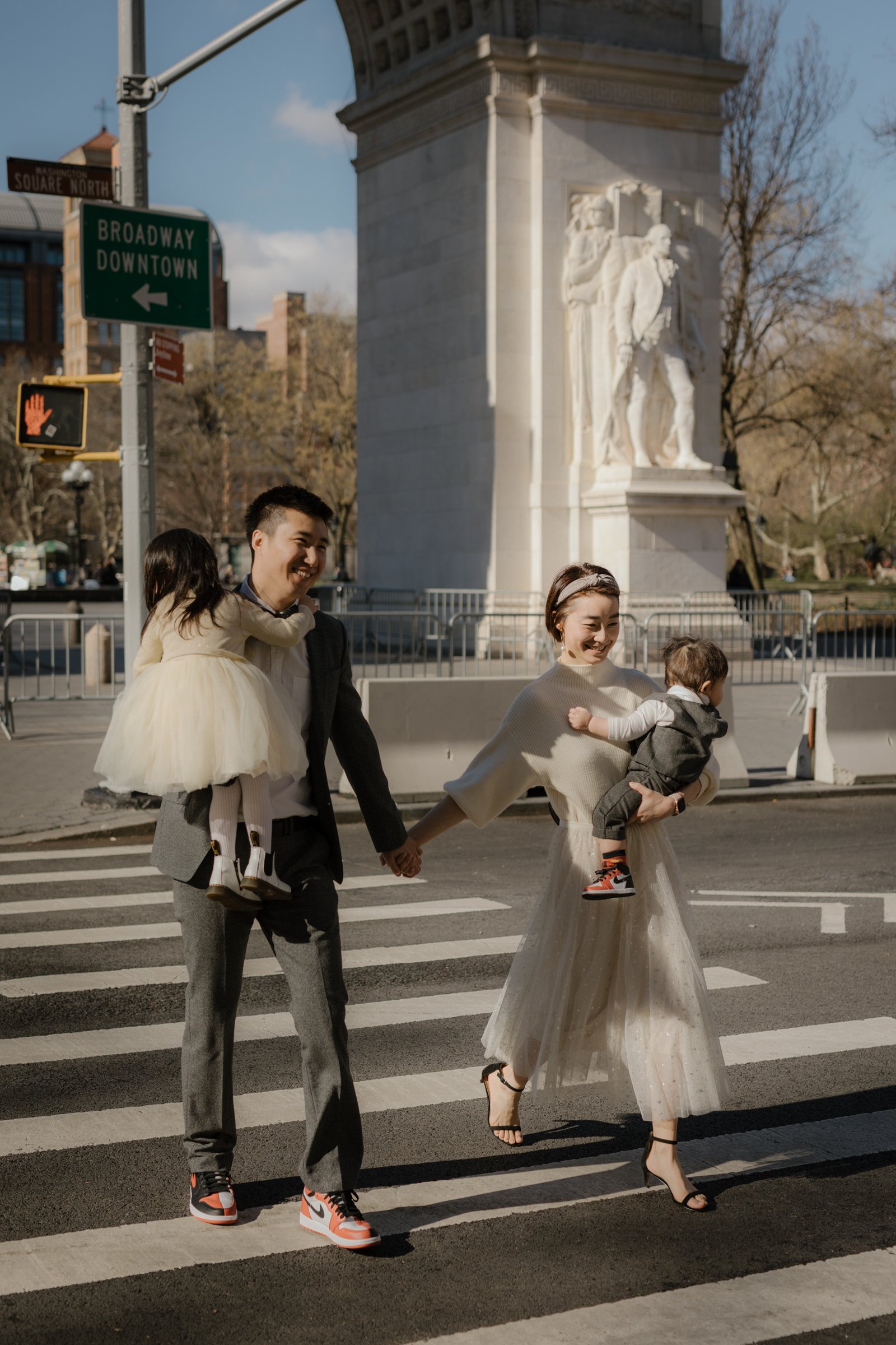 washington-square-park-family-portrait-photographer-5.jpg