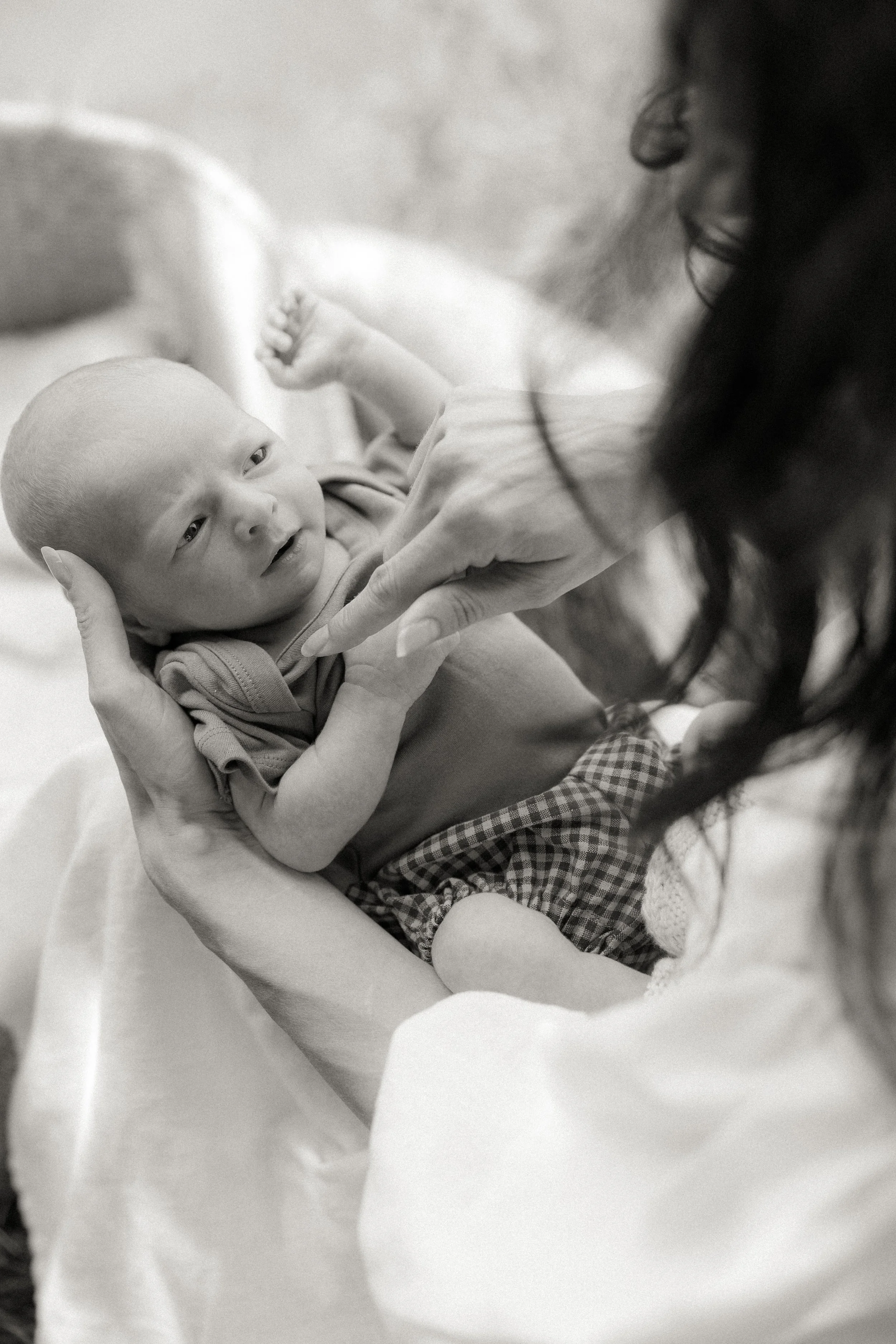 manchester-vermont-newborn-family-photographer-documentary-candid-7.jpg