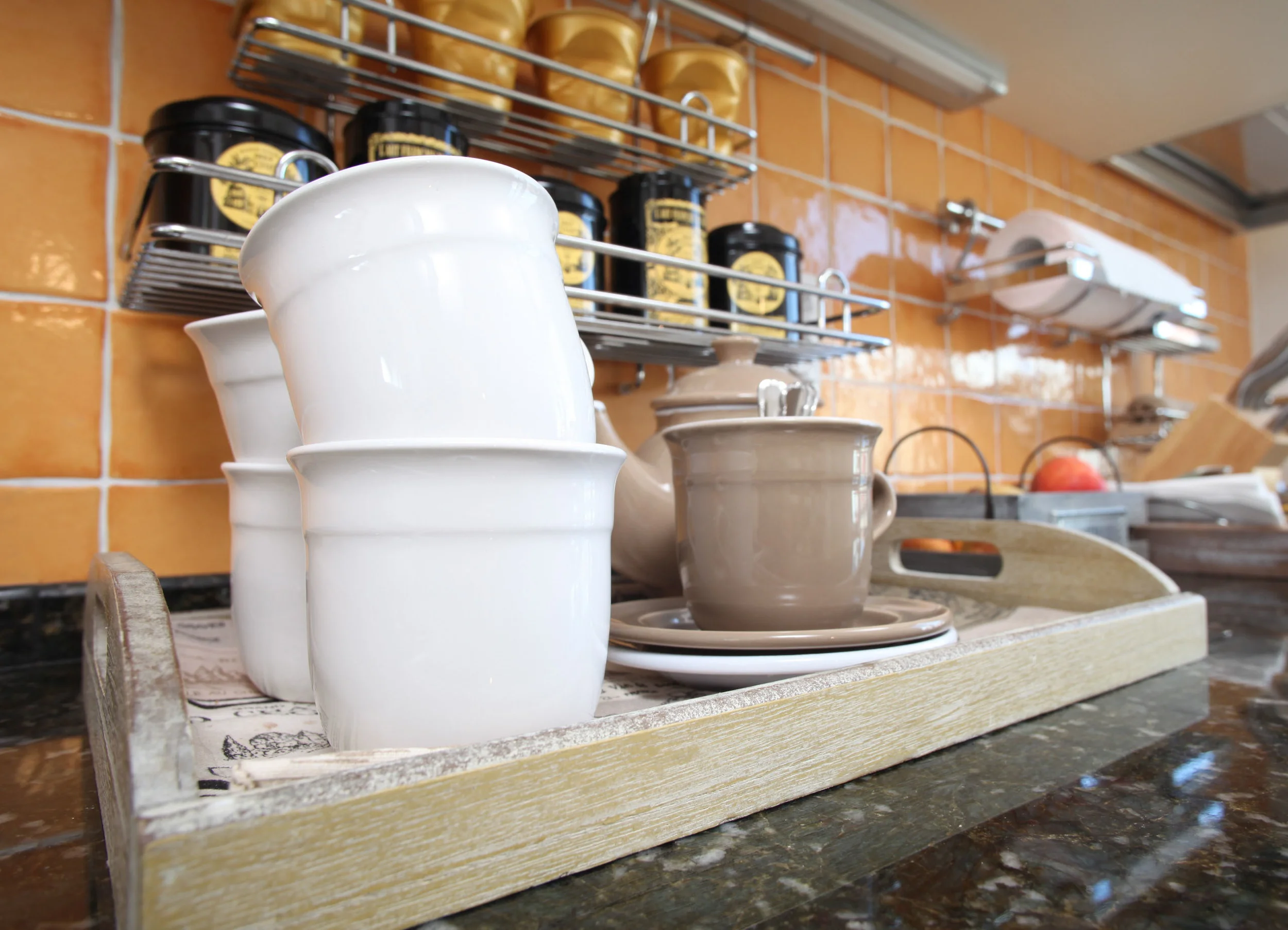 accessories are defining the look of the kitchen - picture Casa Lux