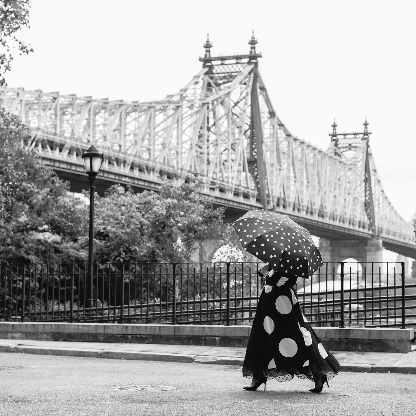 don&rsquo;t rain on my polka dotted parade ⚫️⚪️ shop my suuuuper practical rainy day look with @liketoknow.it by following me in the app or simply using this link here 👉🏻👉🏻 http://liketk.it/2Wfll 
&bull;
&bull;
&bull;
#liketkit #rain #rainoutfit 