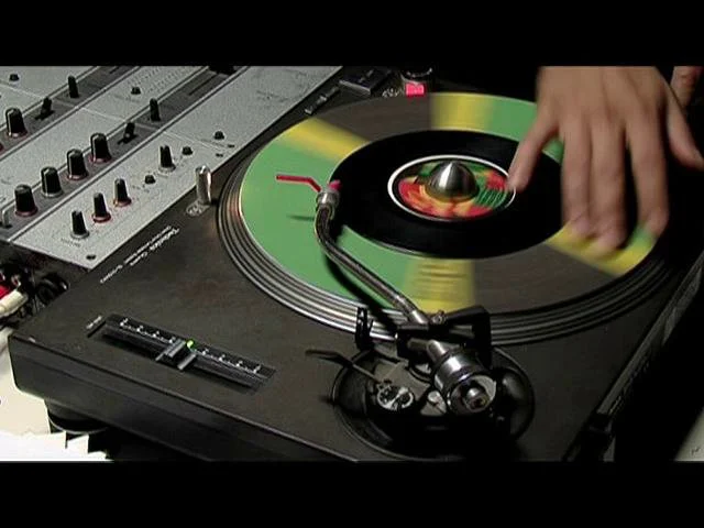 INSIDE A DJ'S MIND