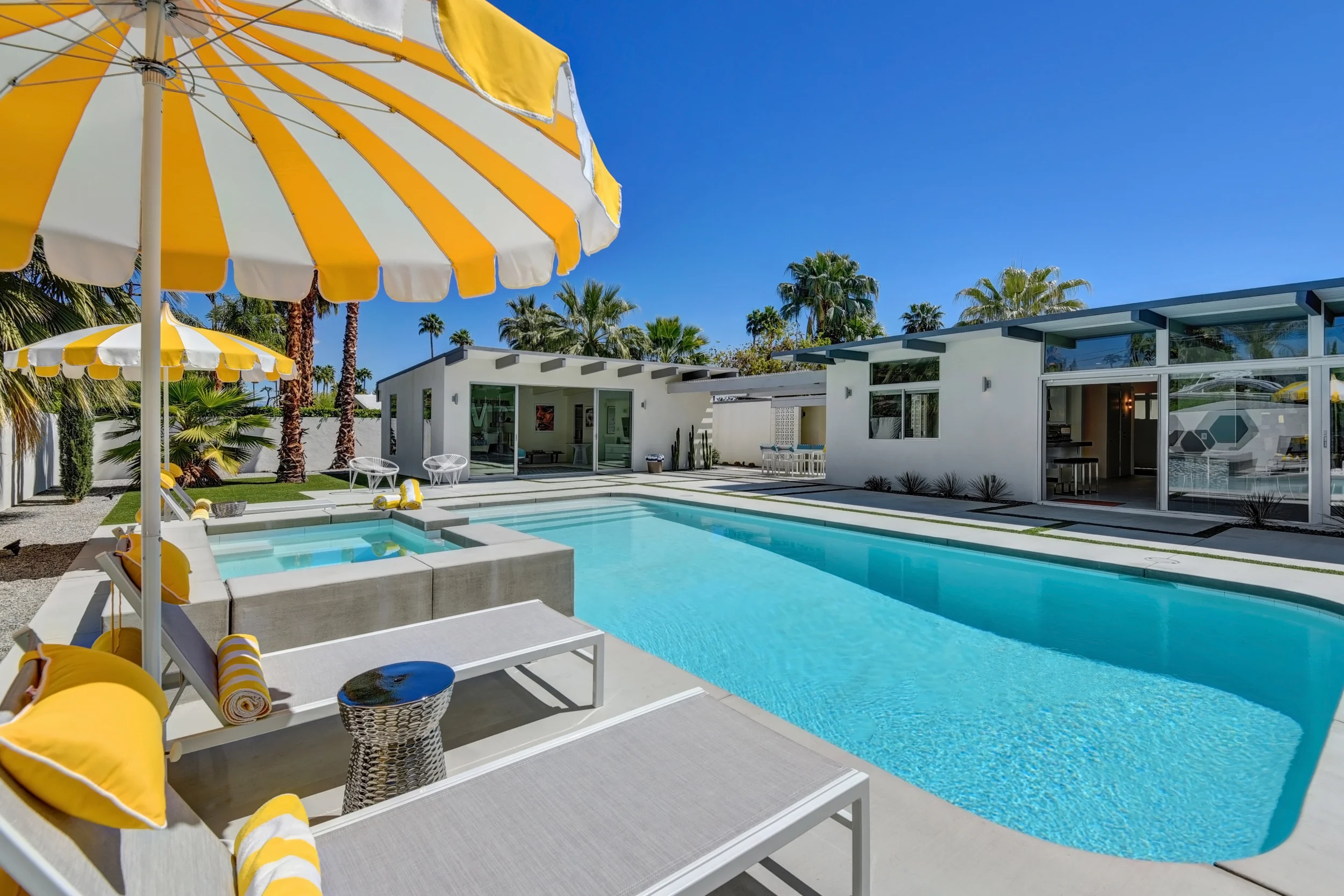 PALM SPRINGS, CA.